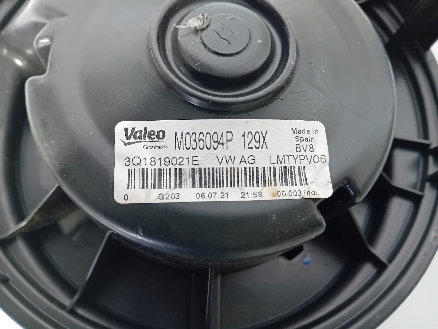Moteur de chauffage SEAT Leon Sportstourer (KL8) Imagem-4
