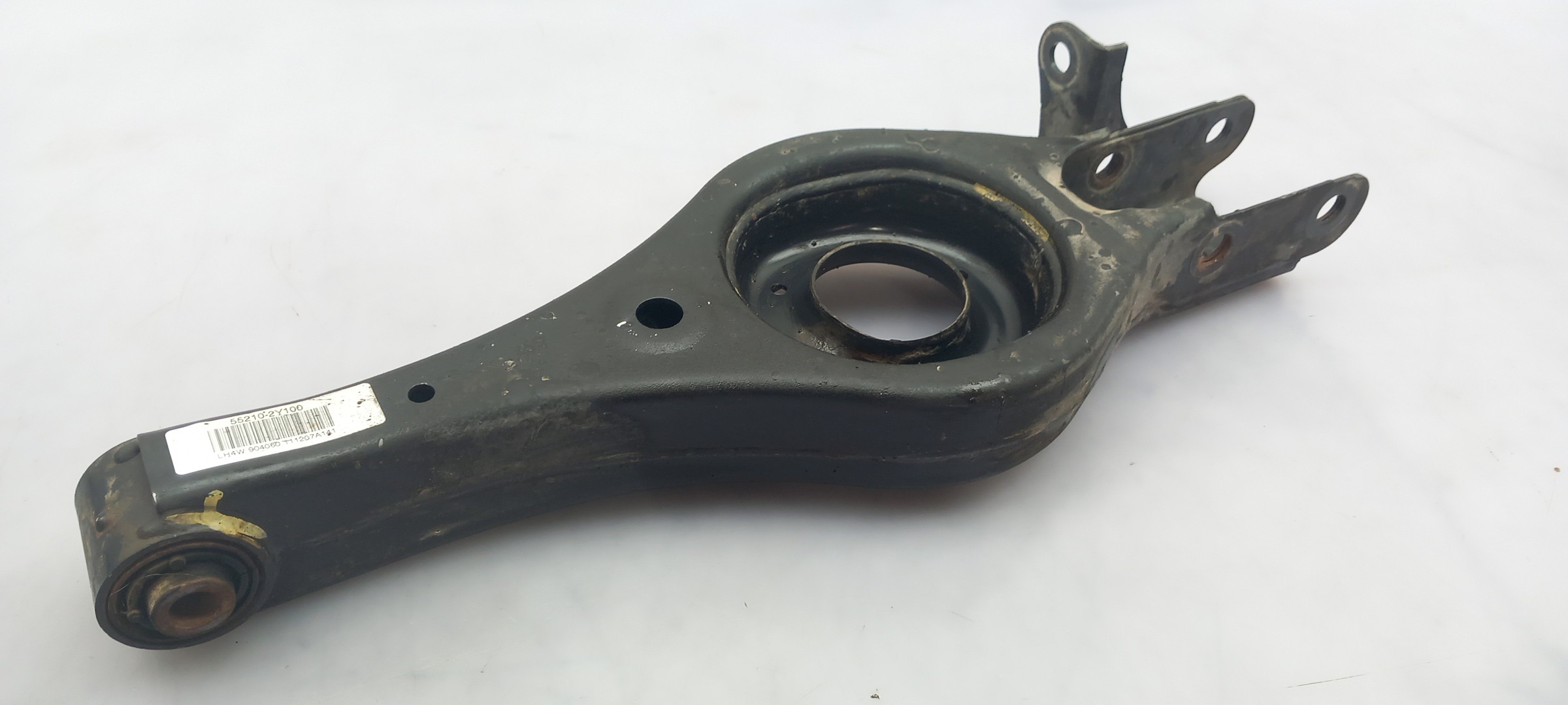 Left front suspension arm