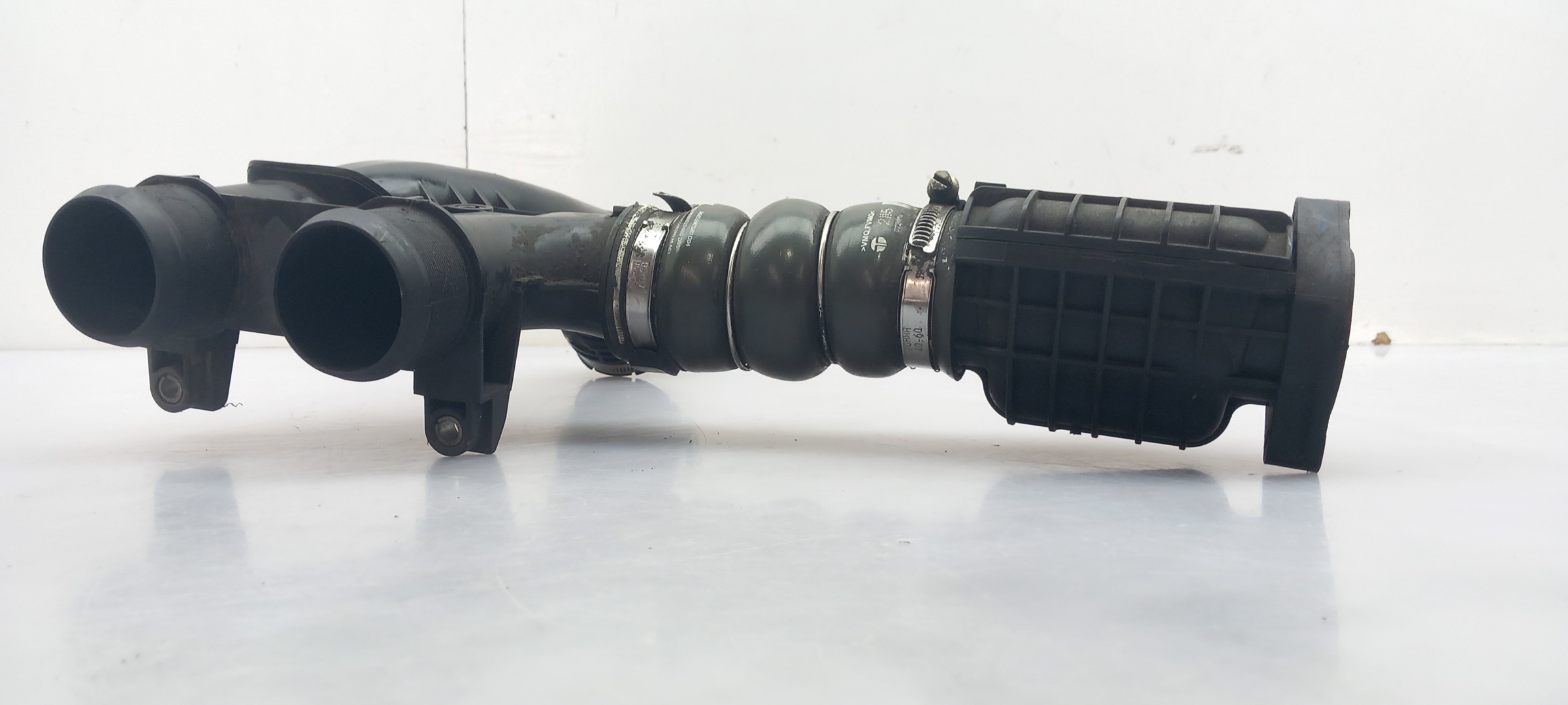 Tubo intercooler PEUGEOT 308 SW II Imagem-2