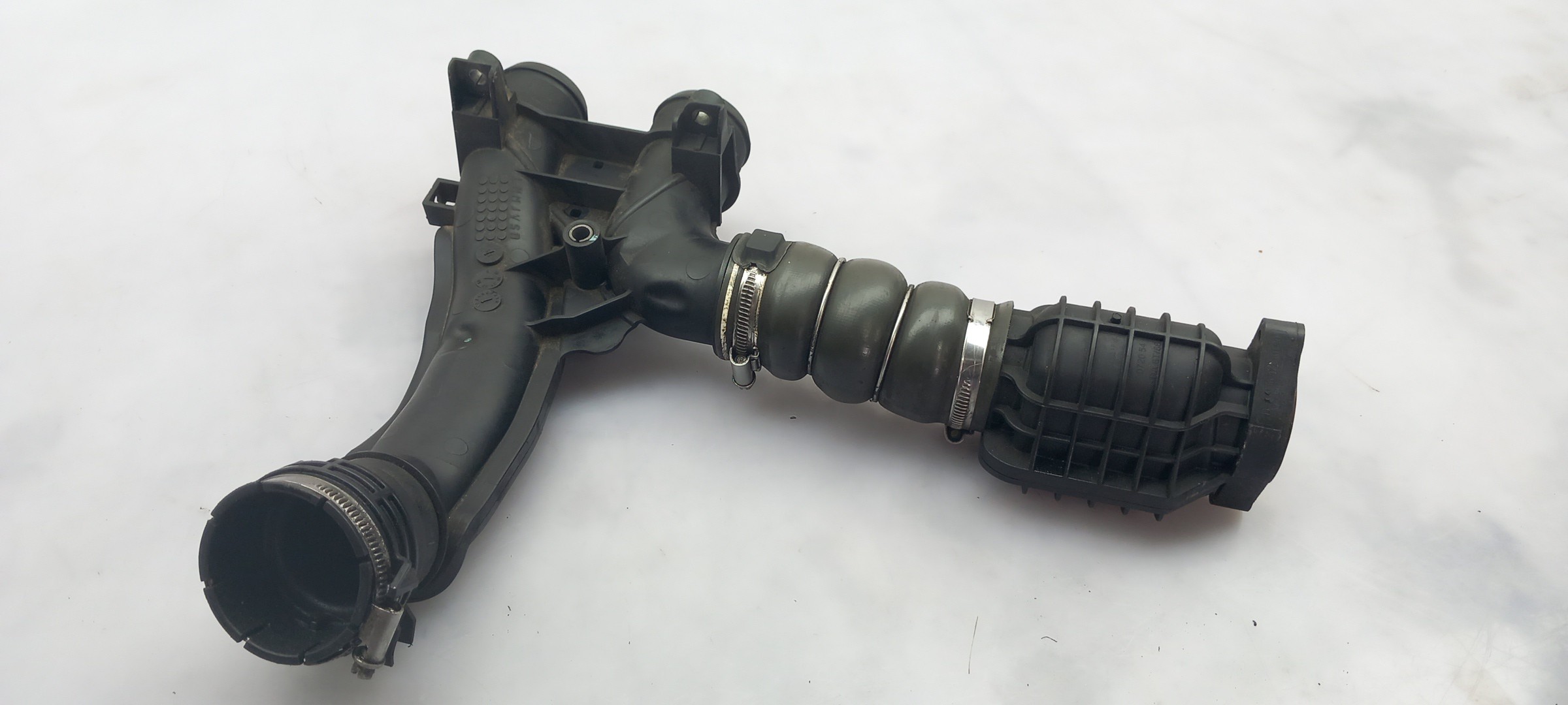 Tubo intercooler PEUGEOT 308 SW II Imagem-1