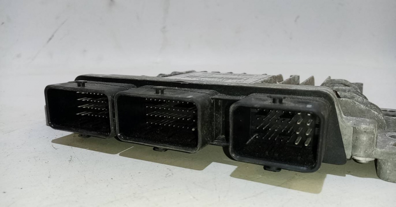 Calculateur /  Unité de contrôle moteur RENAULT Megane III (BZ0_) Imagem-1