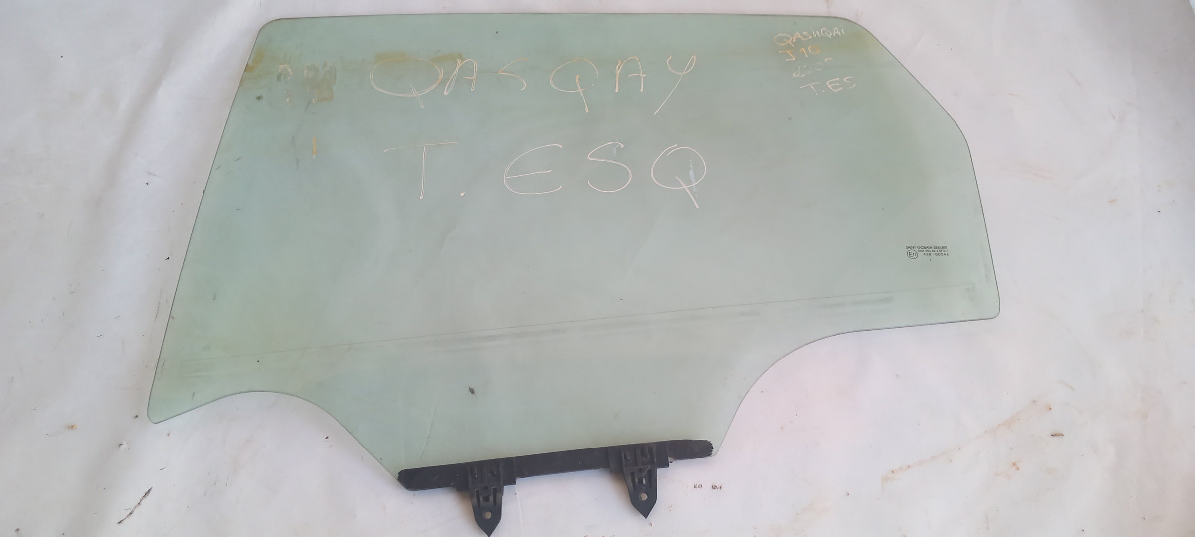 Left rear door glass