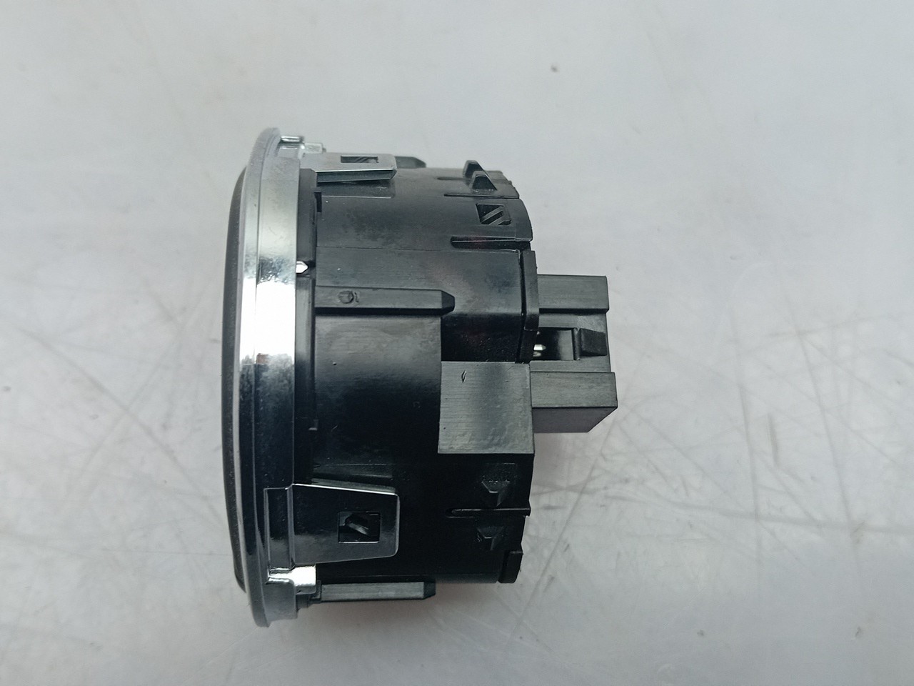 Botão / interruptor 4 piscas OPEL Corsa E Imagem-1