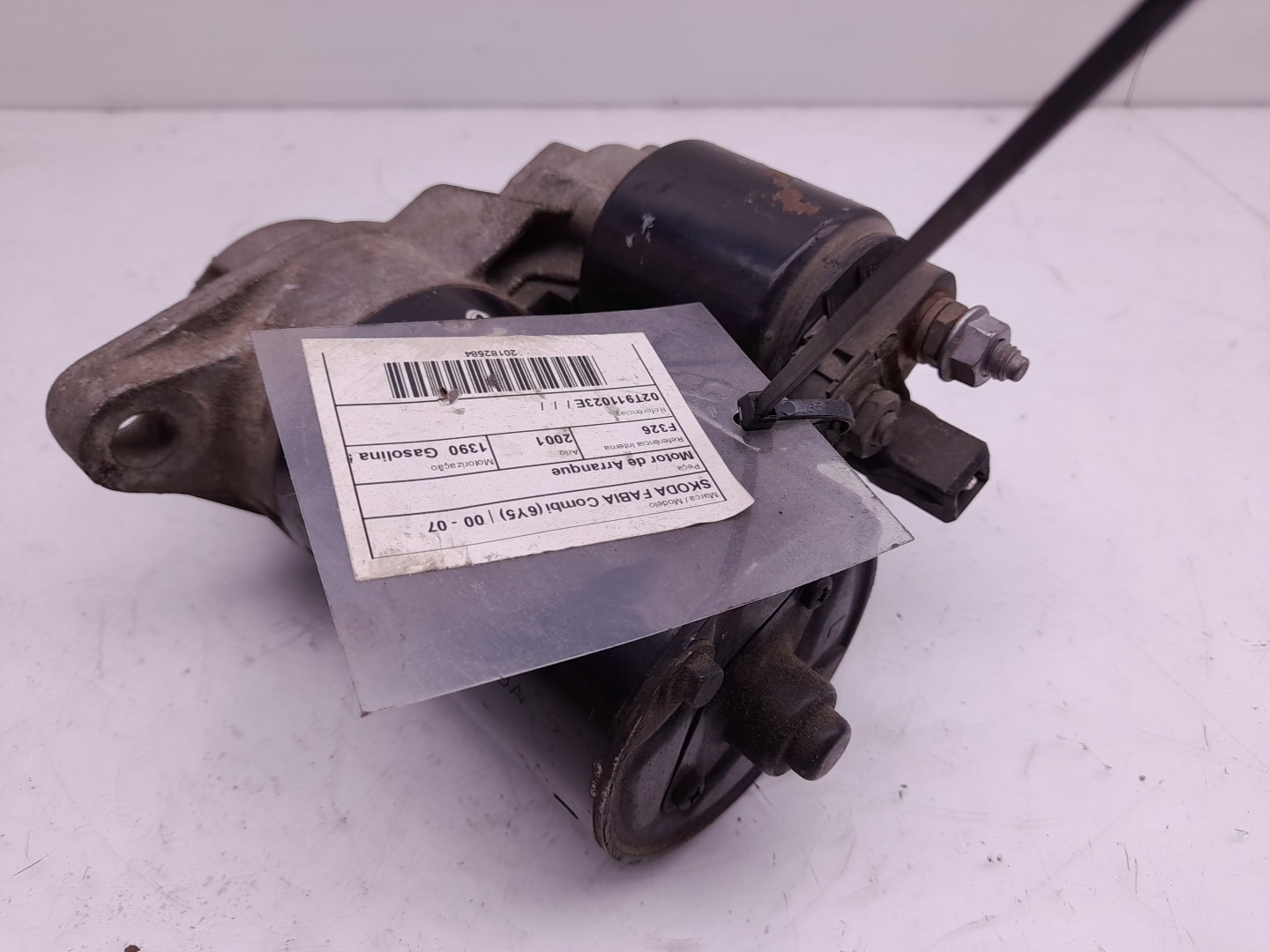 Motor de arranque SKODA Fabia I Break (6Y5) Imagem-1