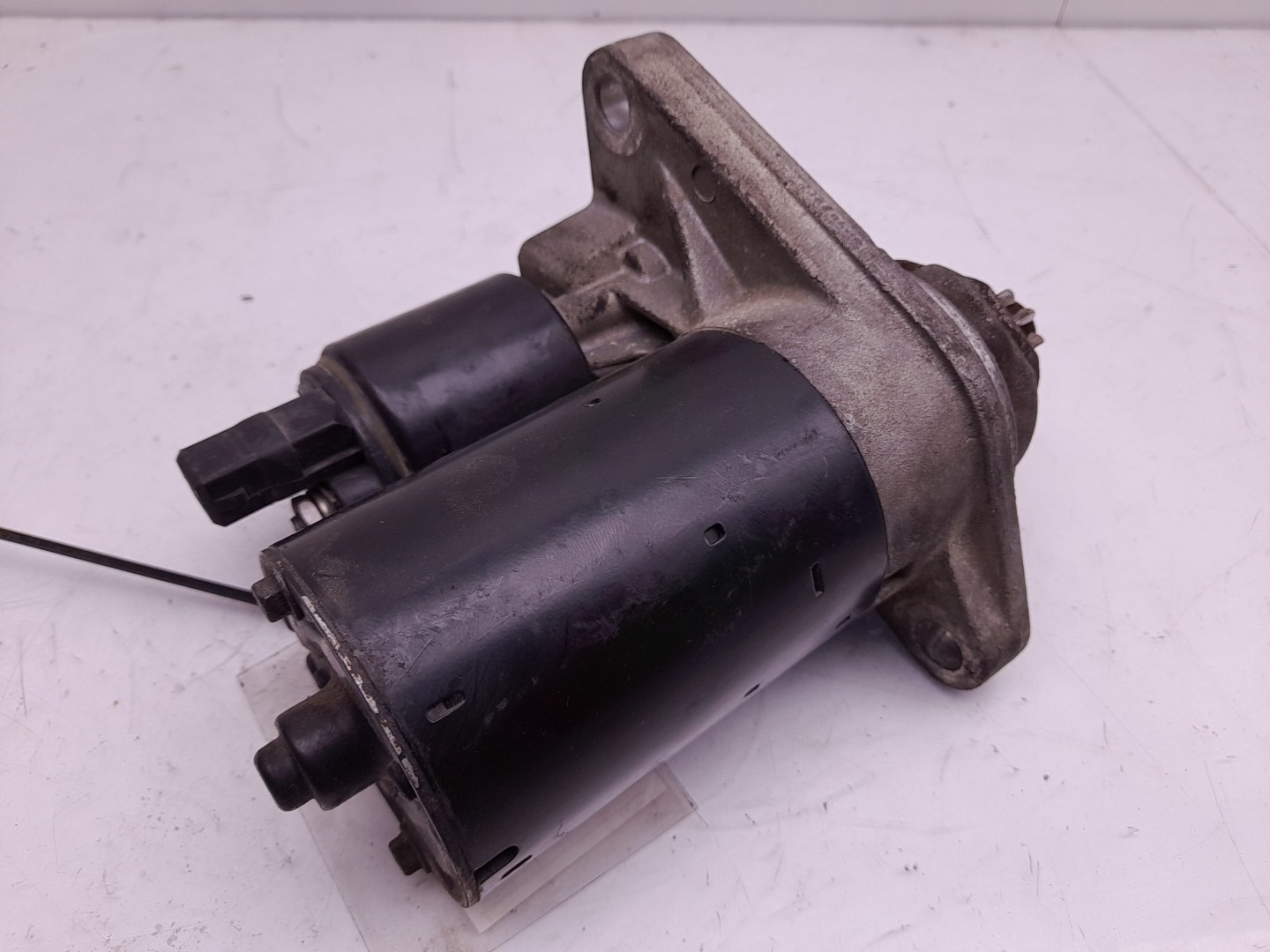 Motor de arranque SKODA Fabia I Break (6Y5) Imagem-3