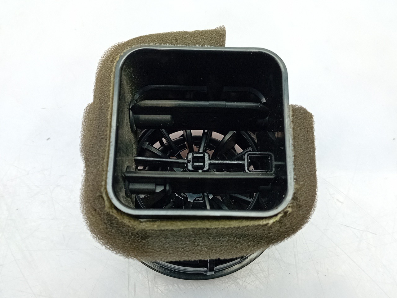 Diffuser / air vent AUDI A3 Sportback (8VA, 8VF) Imagem-2