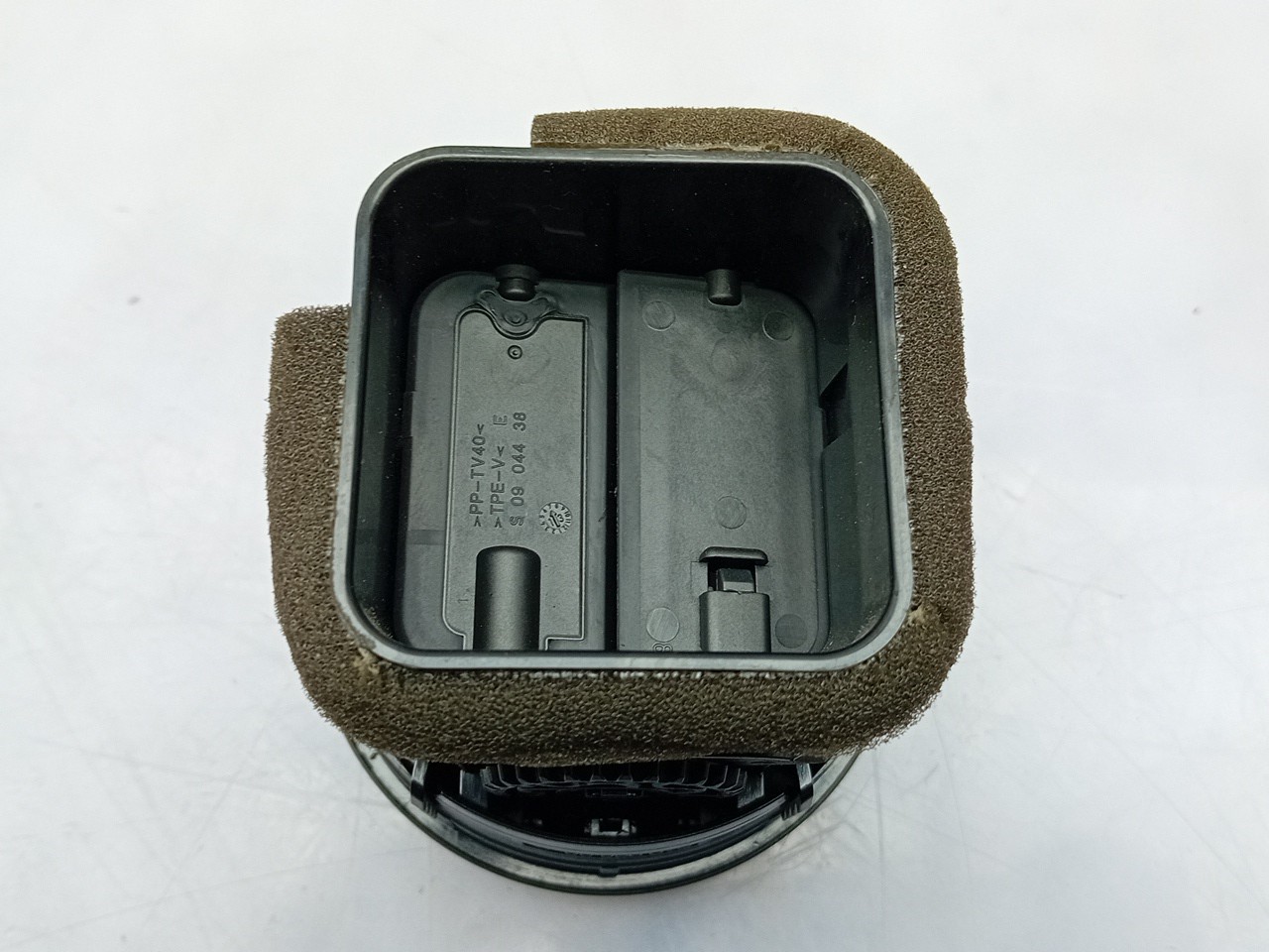 Diffuseur / sortie d’air AUDI A3 Sportback (8VA, 8VF) Imagem-2