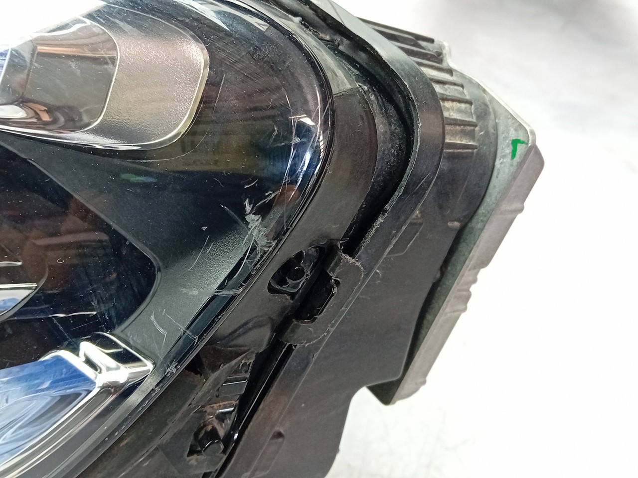 Óptica / faro Izquierdo MERCEDES-BENZ GLB-Class (X247) Imagem-1