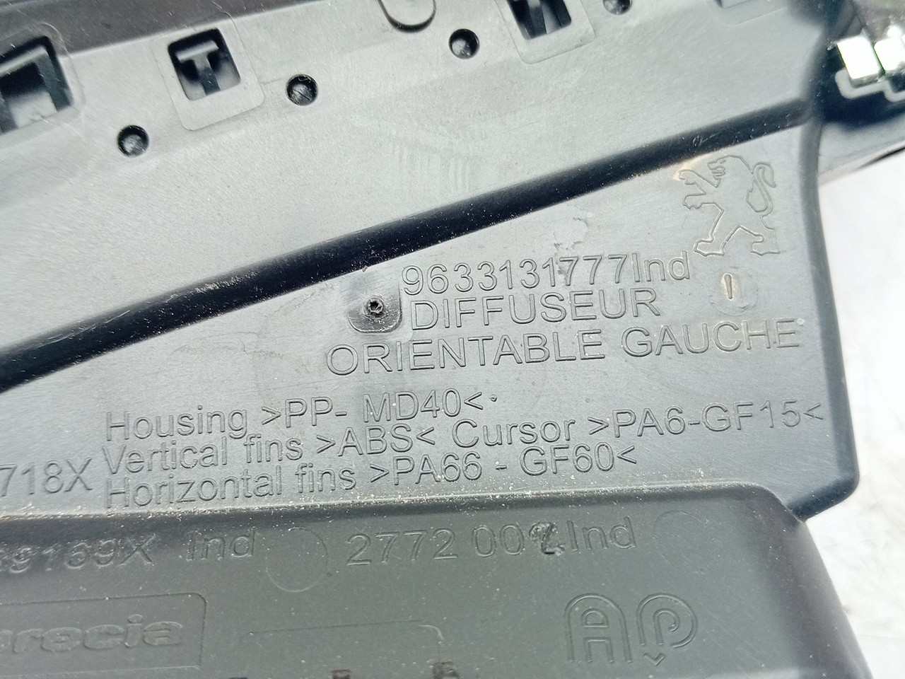 Difusor / saída de ar PEUGEOT 2008 I (CU_) Imagem-3