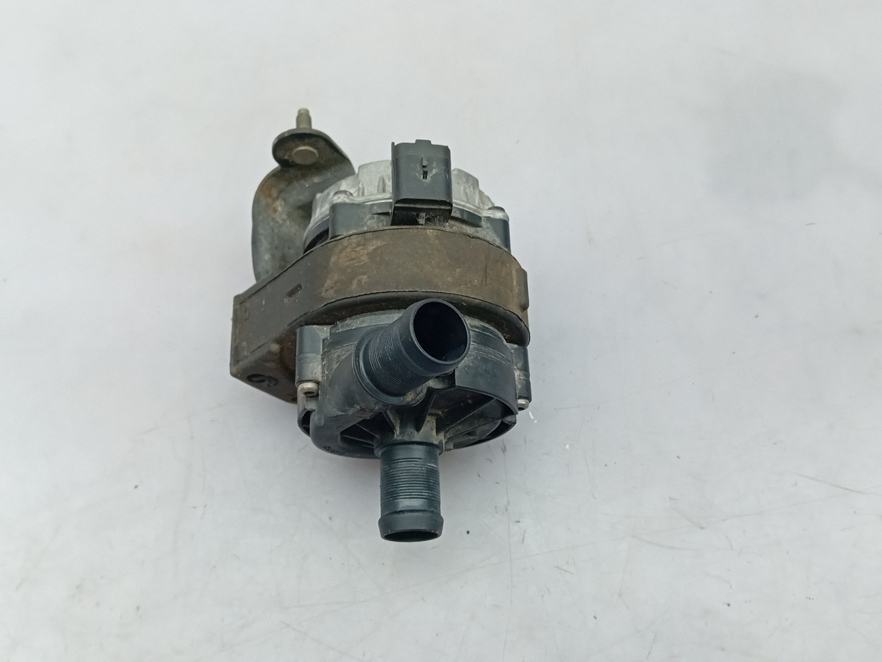 Water pump RENAULT Clio V (BF_) Imagem-1
