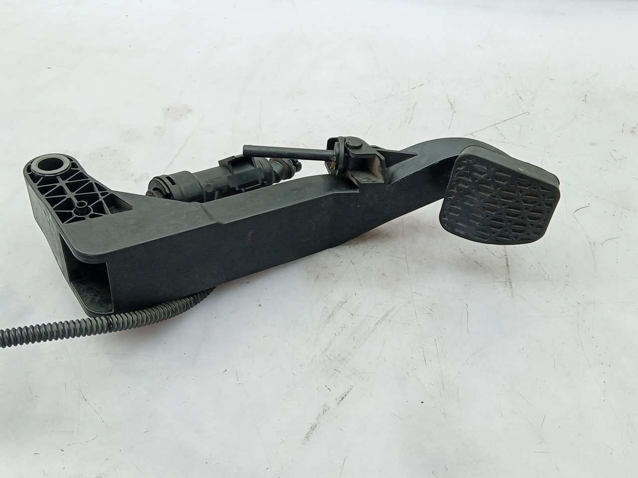 Accelerator Pedal MERCEDES-BENZ Classe C (W205) Imagem-1