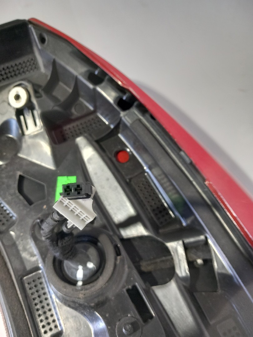 Spoiler / aileron da tampa da mala OPEL Astra K Imagem-2