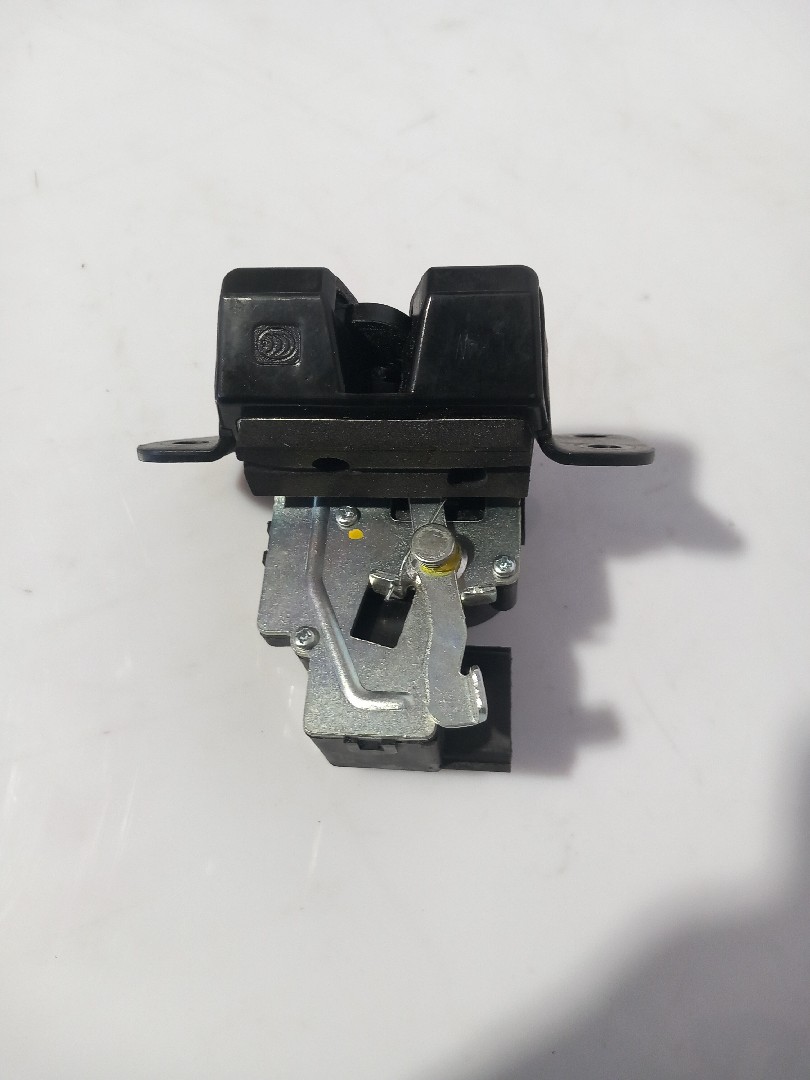 Serrure / verrou coffre KIA Carens IV Imagem-1