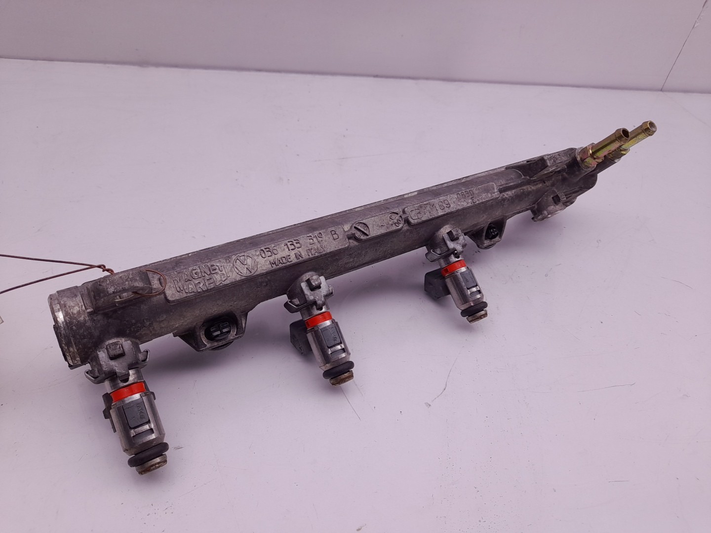 Fuel rail