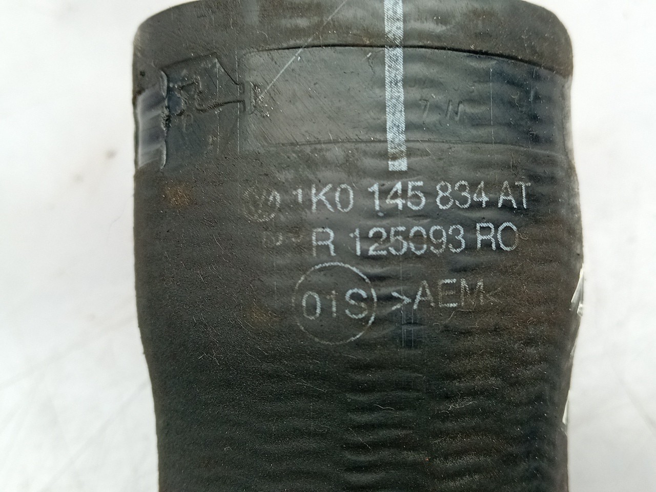 Tubo intercooler VOLKSWAGEN Golf VI Variant (AJ5) Imagem-1