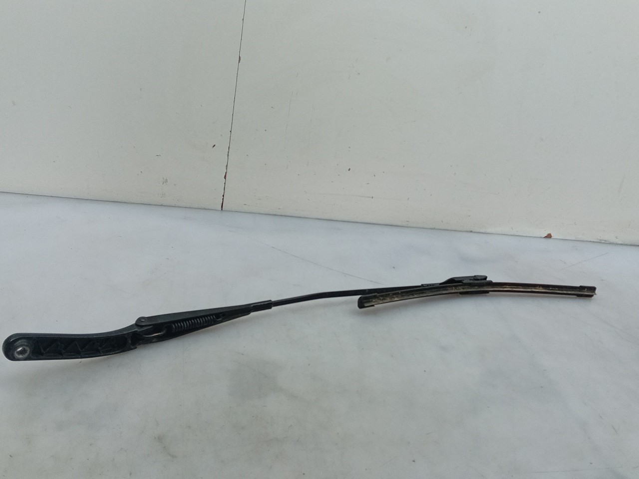 Brazo de limpiaparabrisas delantero derecho AUDI A4 Avant (8K5, B8) Imagem-1