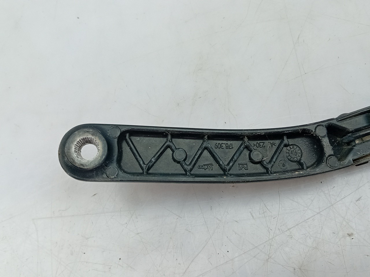 Brazo de limpiaparabrisas delantero derecho AUDI A4 Avant (8K5, B8) Imagem-2