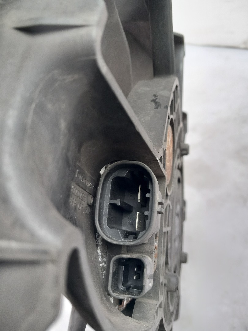 Cooling fan PEUGEOT 407 (6D_) Imagem-2