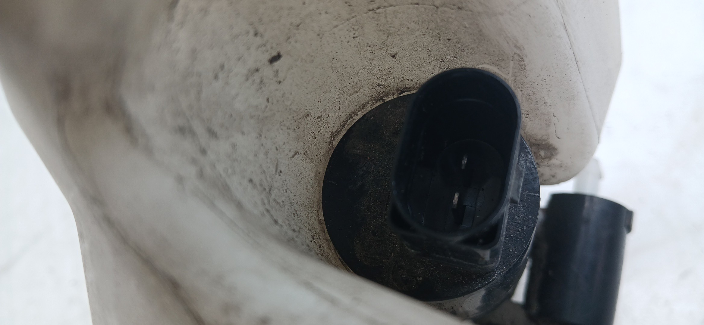 Windshield washer tank MINI Mini (R56) Imagem-2