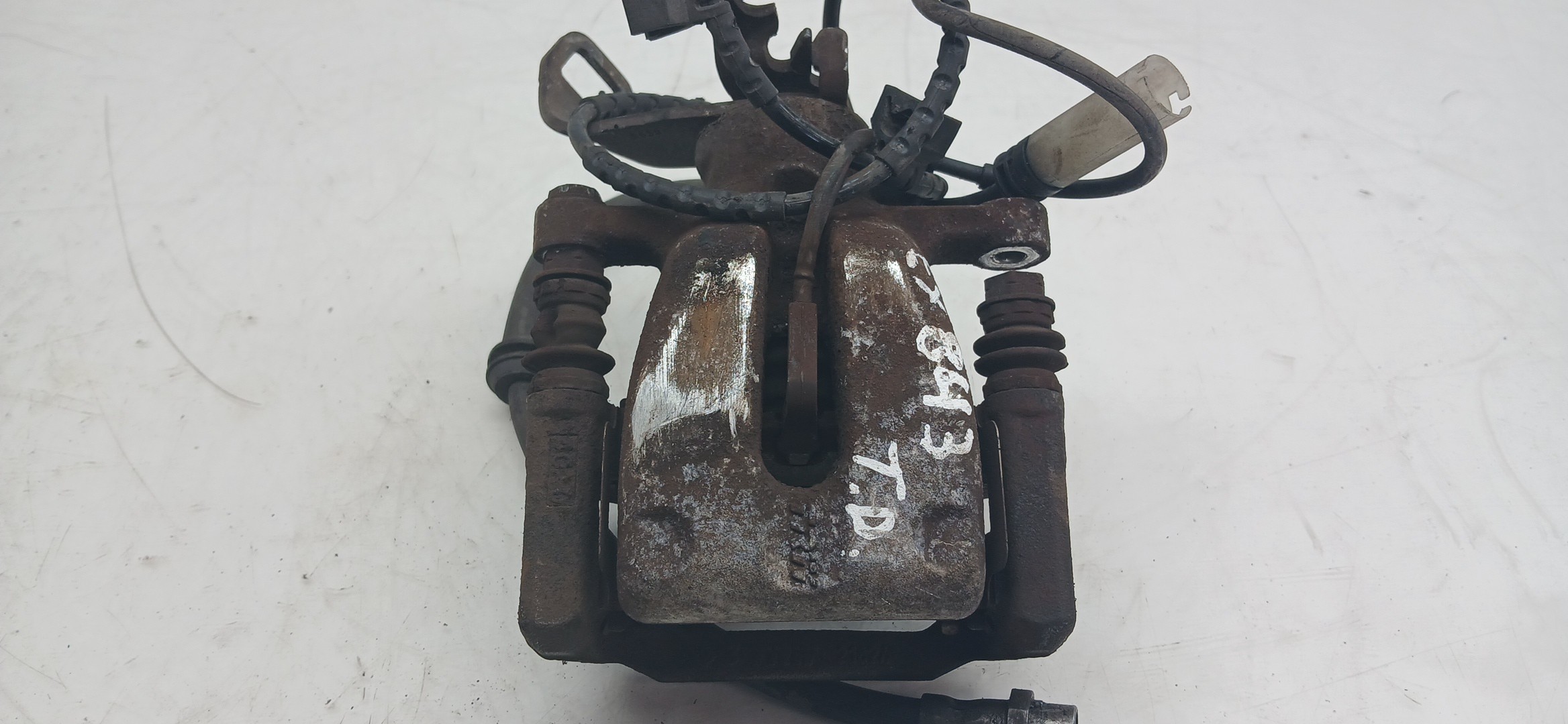 Right rear Brake Caliper