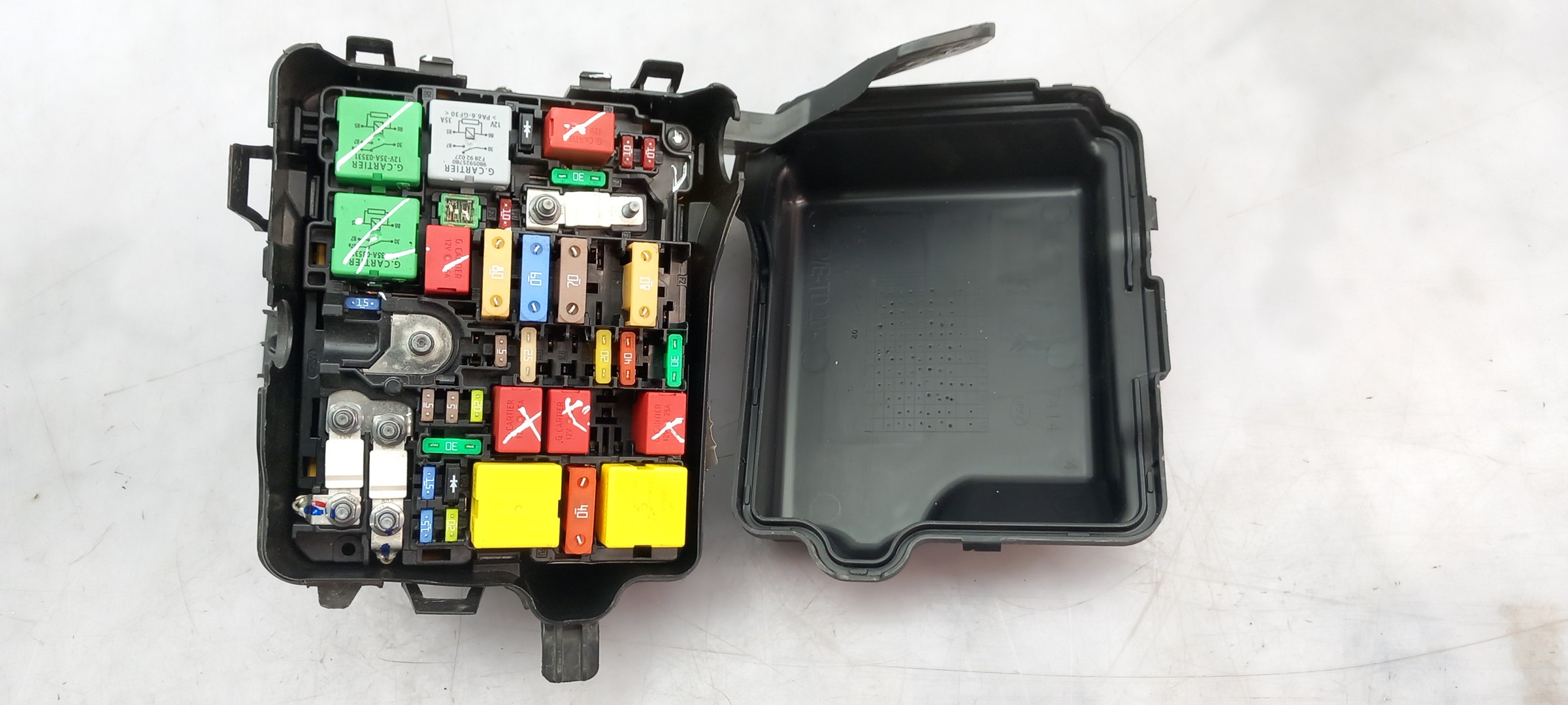 Caja fusibles / SAM / BSI PEUGEOT 2008 I (CU_) Imagem-4