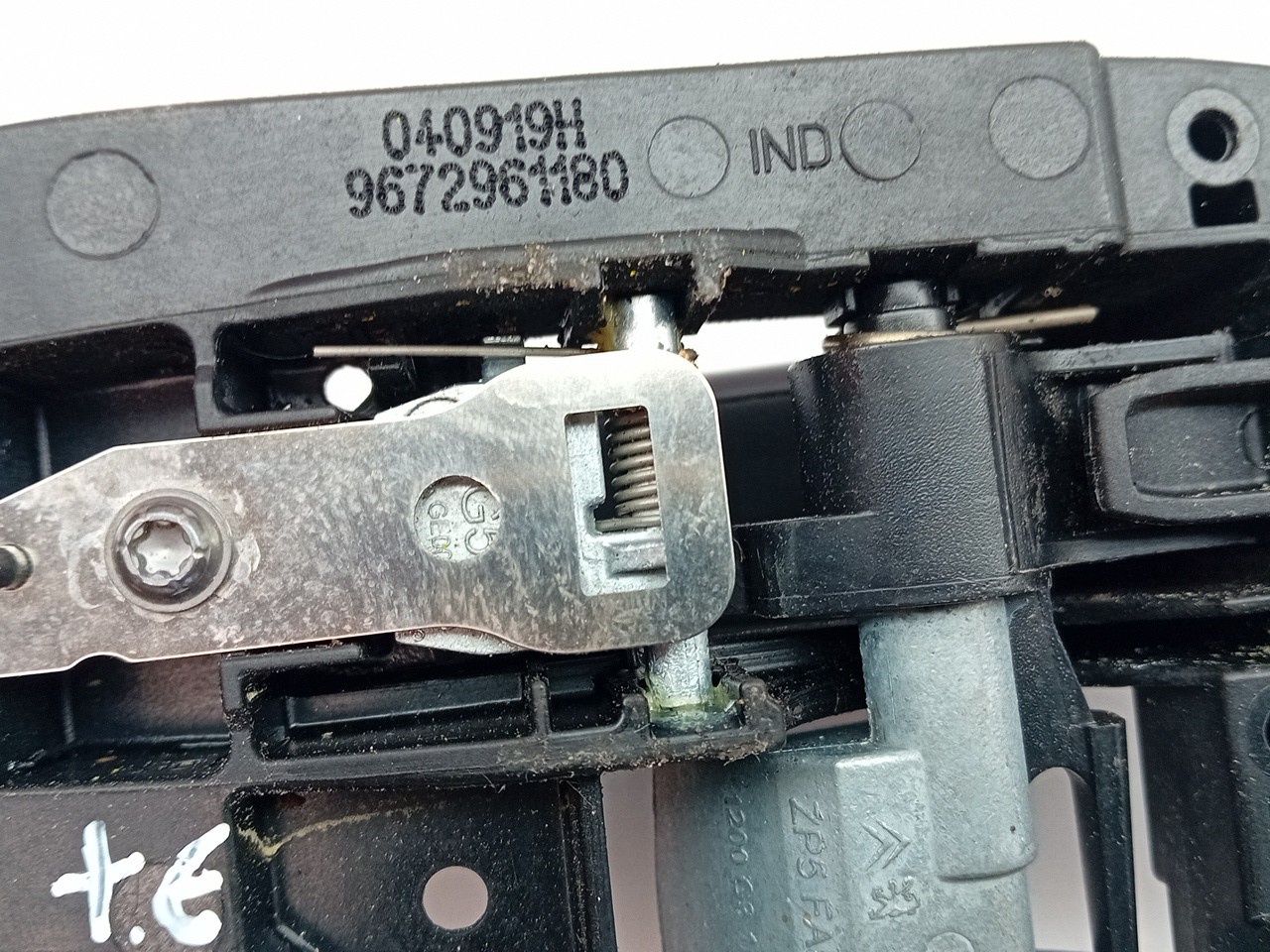 Left rear door handle PEUGEOT 2008 I (CU_) Imagem-3
