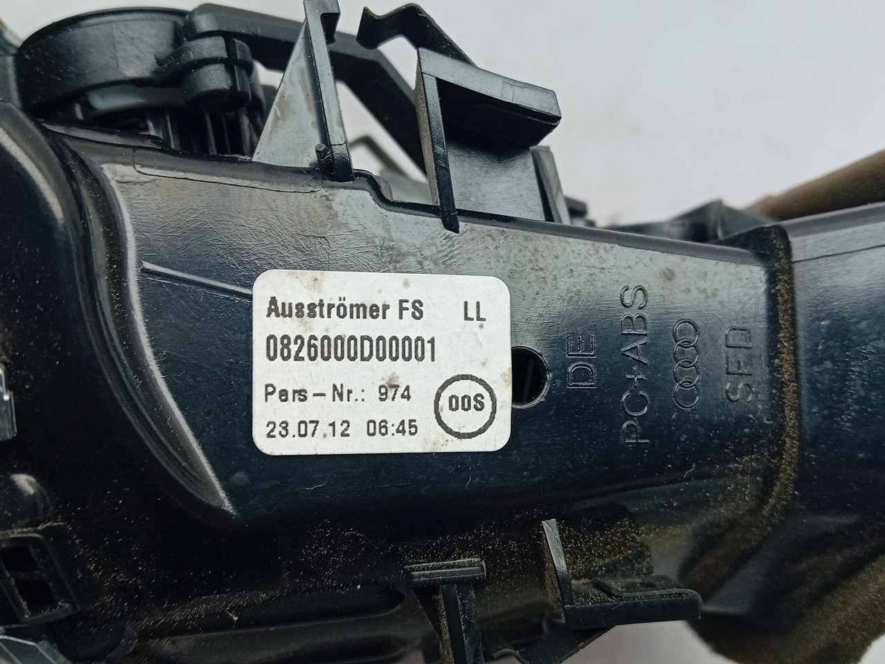 Difusor / salida de aire AUDI A4 Avant (8K5, B8) Imagem-2