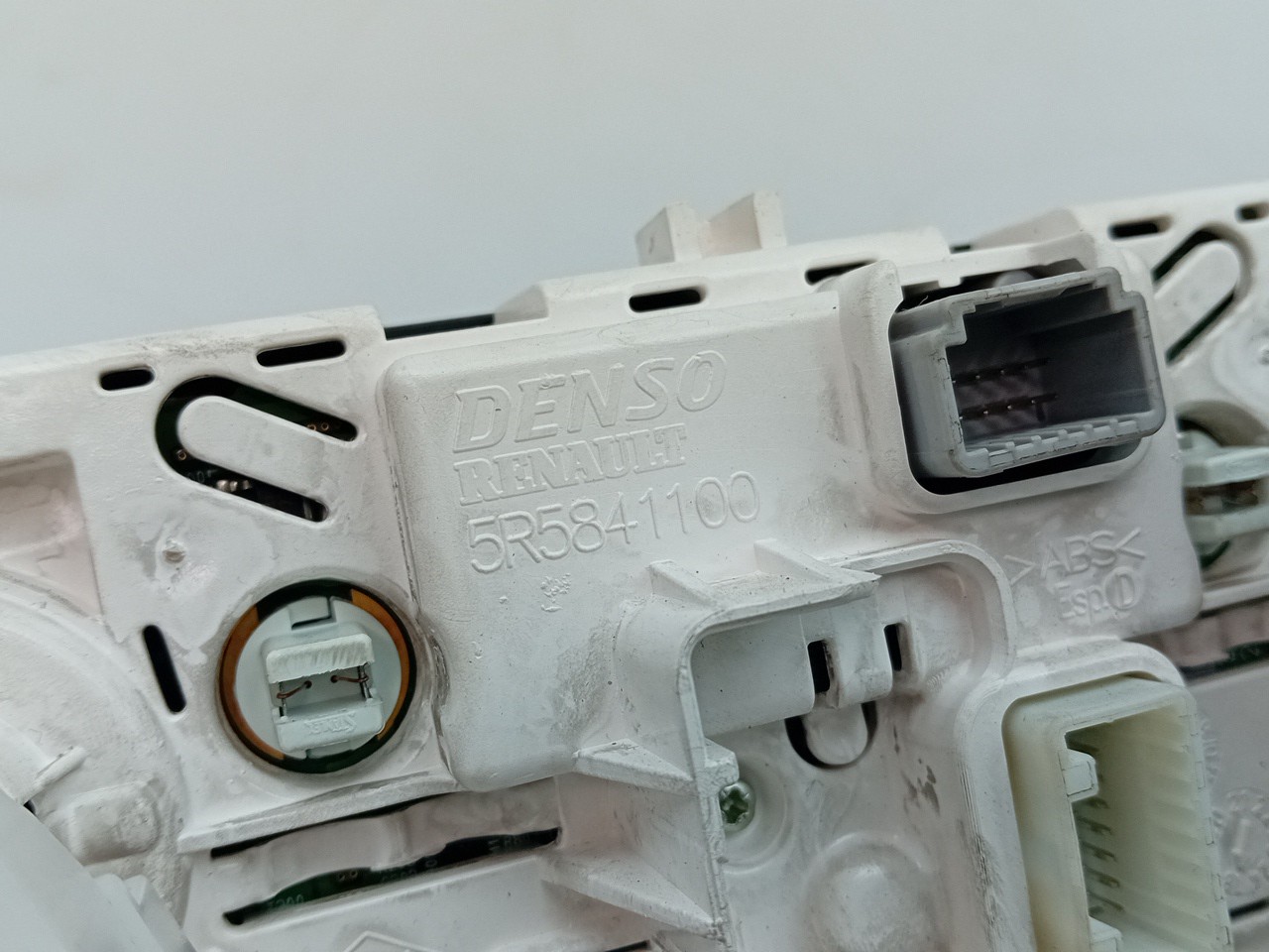 AC switch RENAULT Captur (J5_) Imagem-3