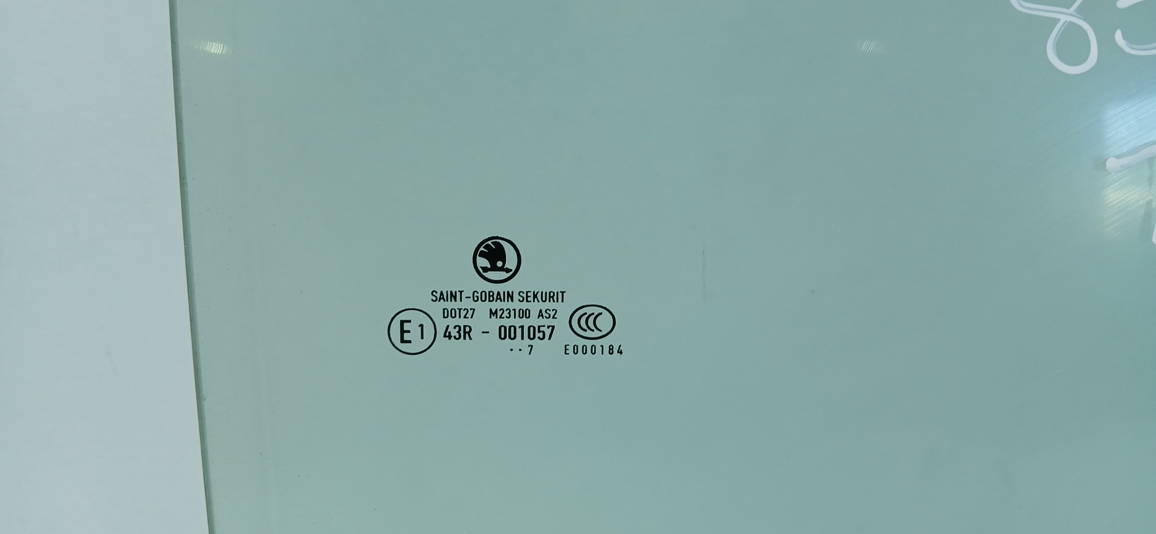 Right rear door glass SKODA Fabia II Hatchback (542, 5J) Imagem-1