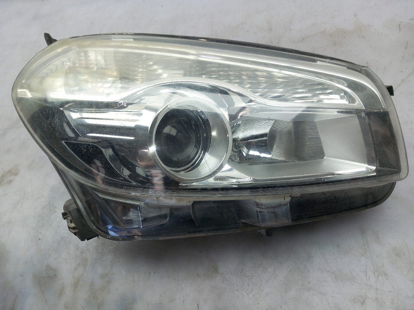 Faro anteriore destro NISSAN Qashqai/Qashqai+2 I (J10, JJ10) Imagem-1