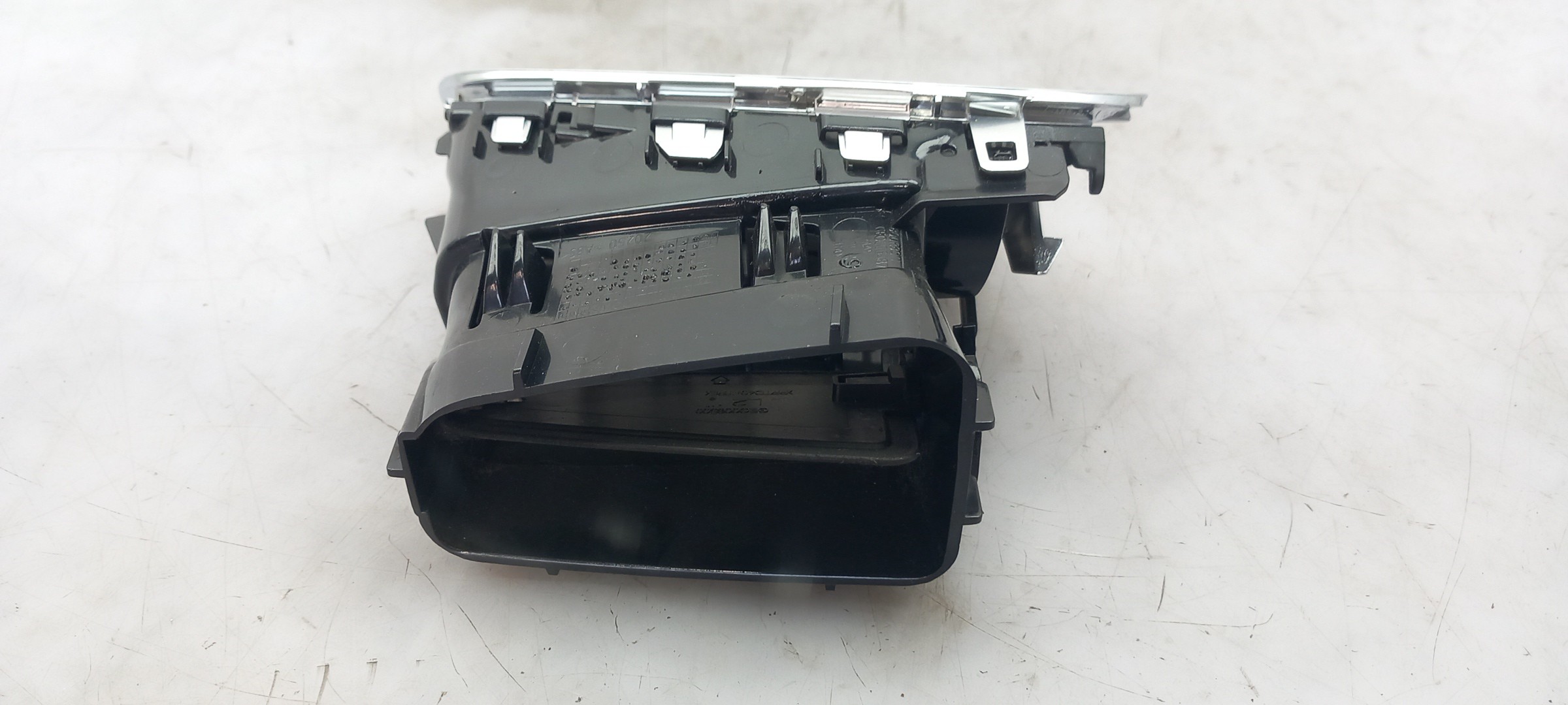 Diffuser / air vent CITROËN C4 II (B7) Imagem-1