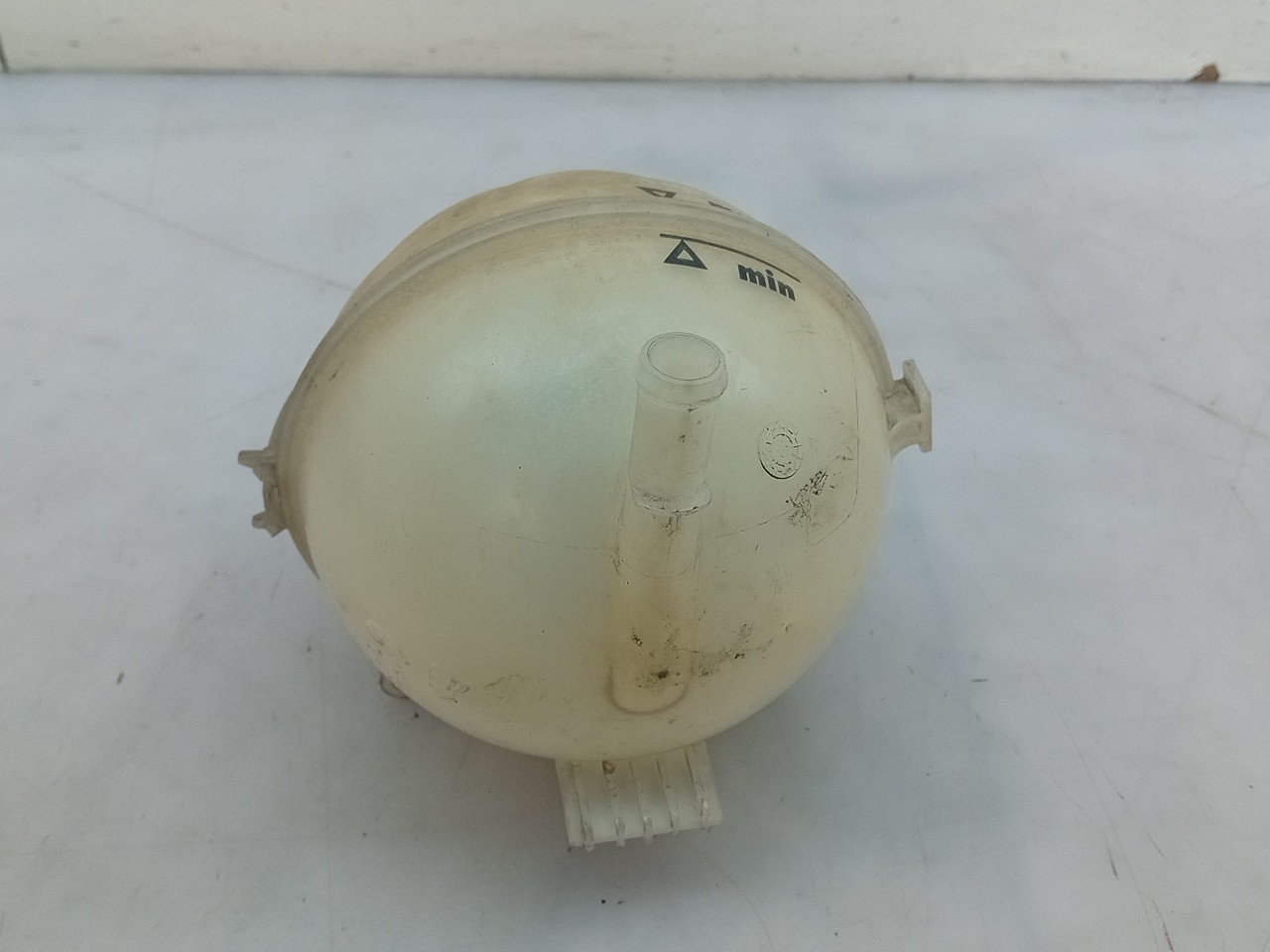 Coolant reservoir VOLKSWAGEN Polo (6R, 6C) Imagem-1