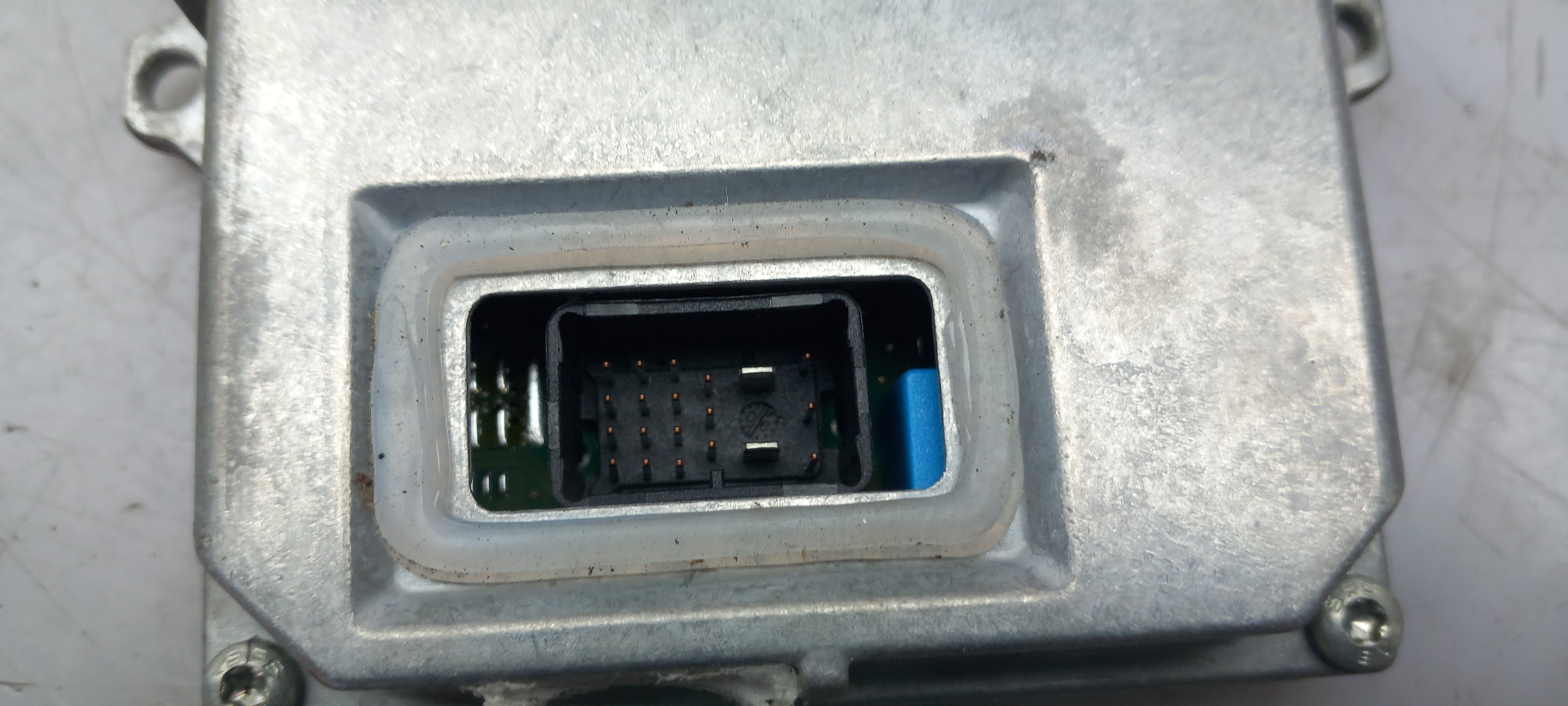 Lighting control unit / Lights ECU AUDI TT (8N3) Imagem-2