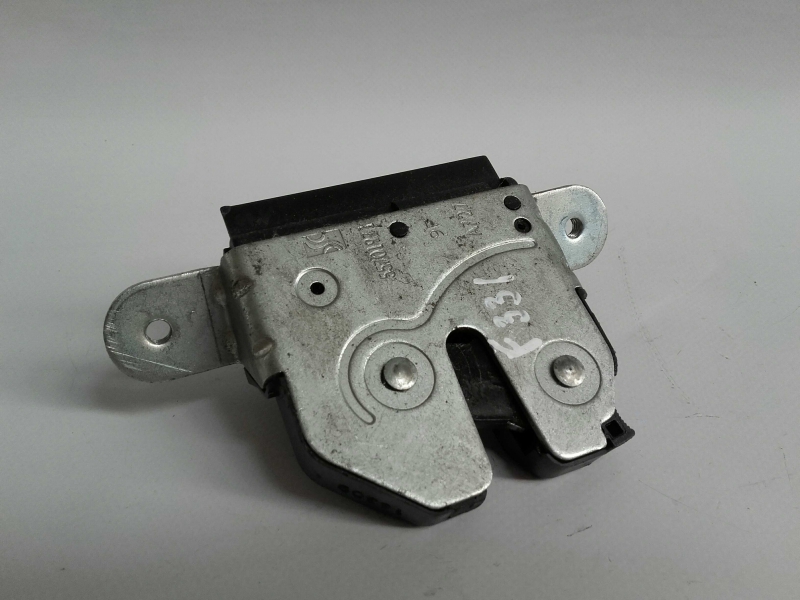 Serratura / chiusura baule