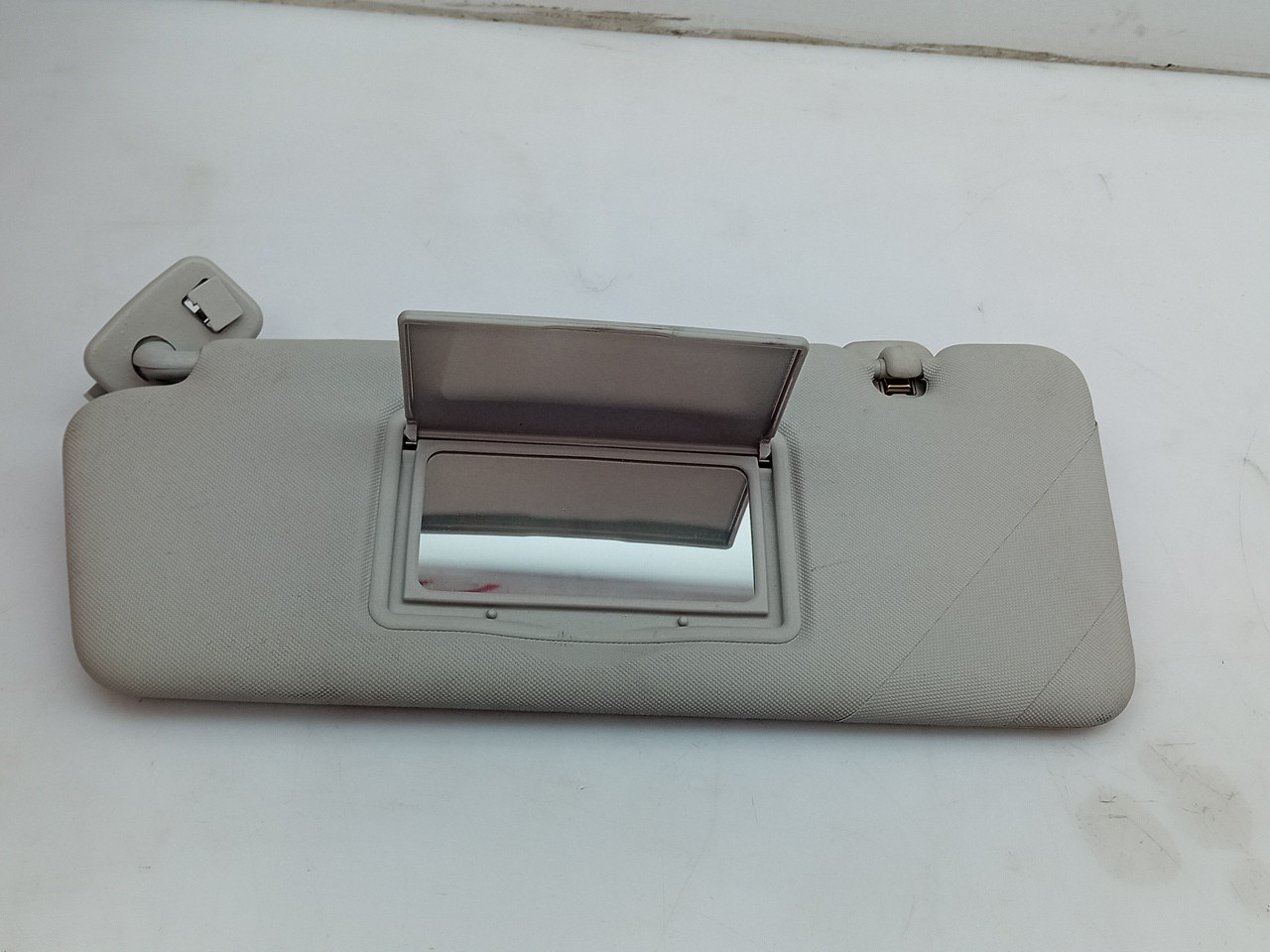 Right Sun Visor RENAULT Twingo III (BCM_) Imagem-1