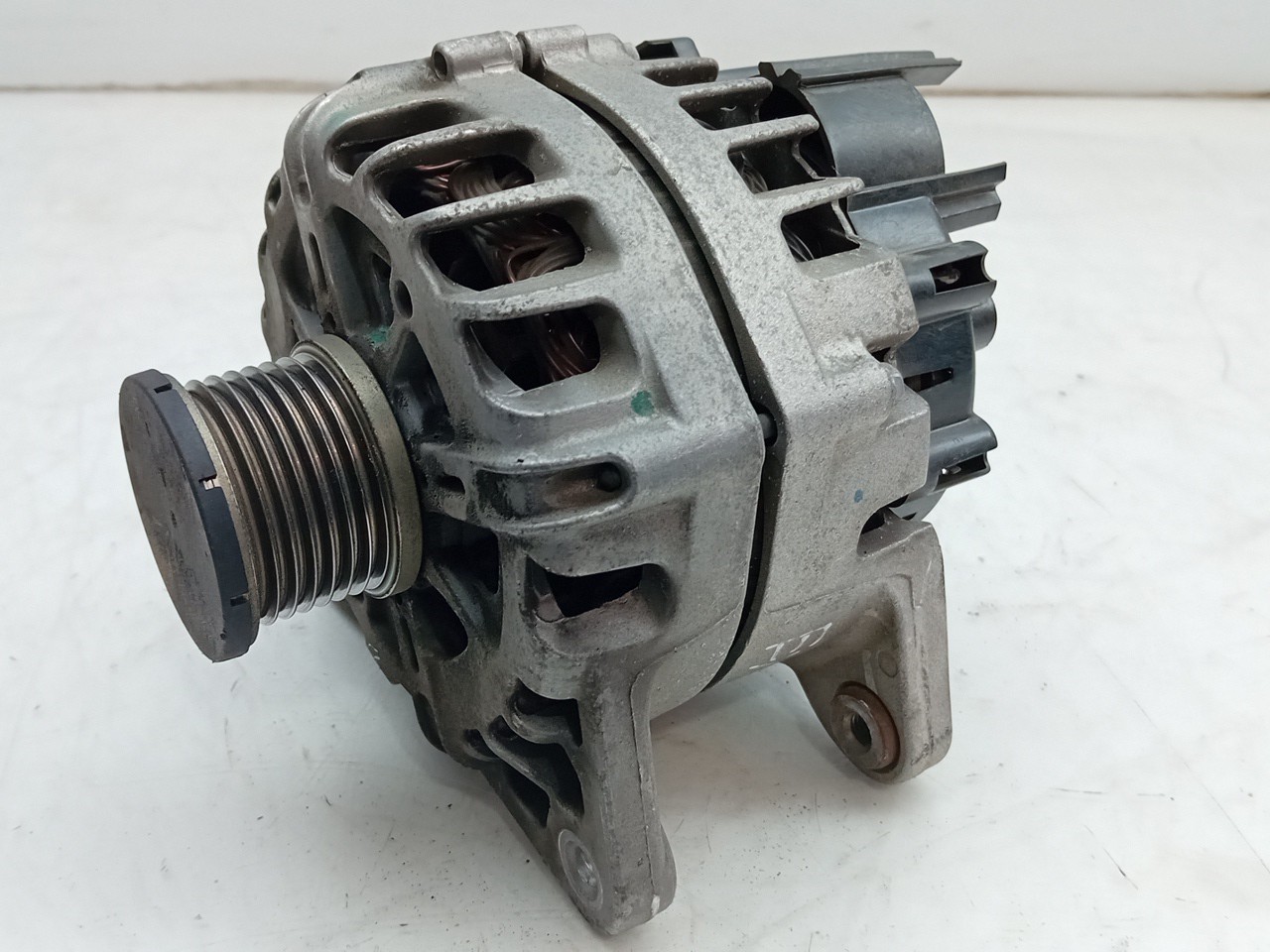 Alternador