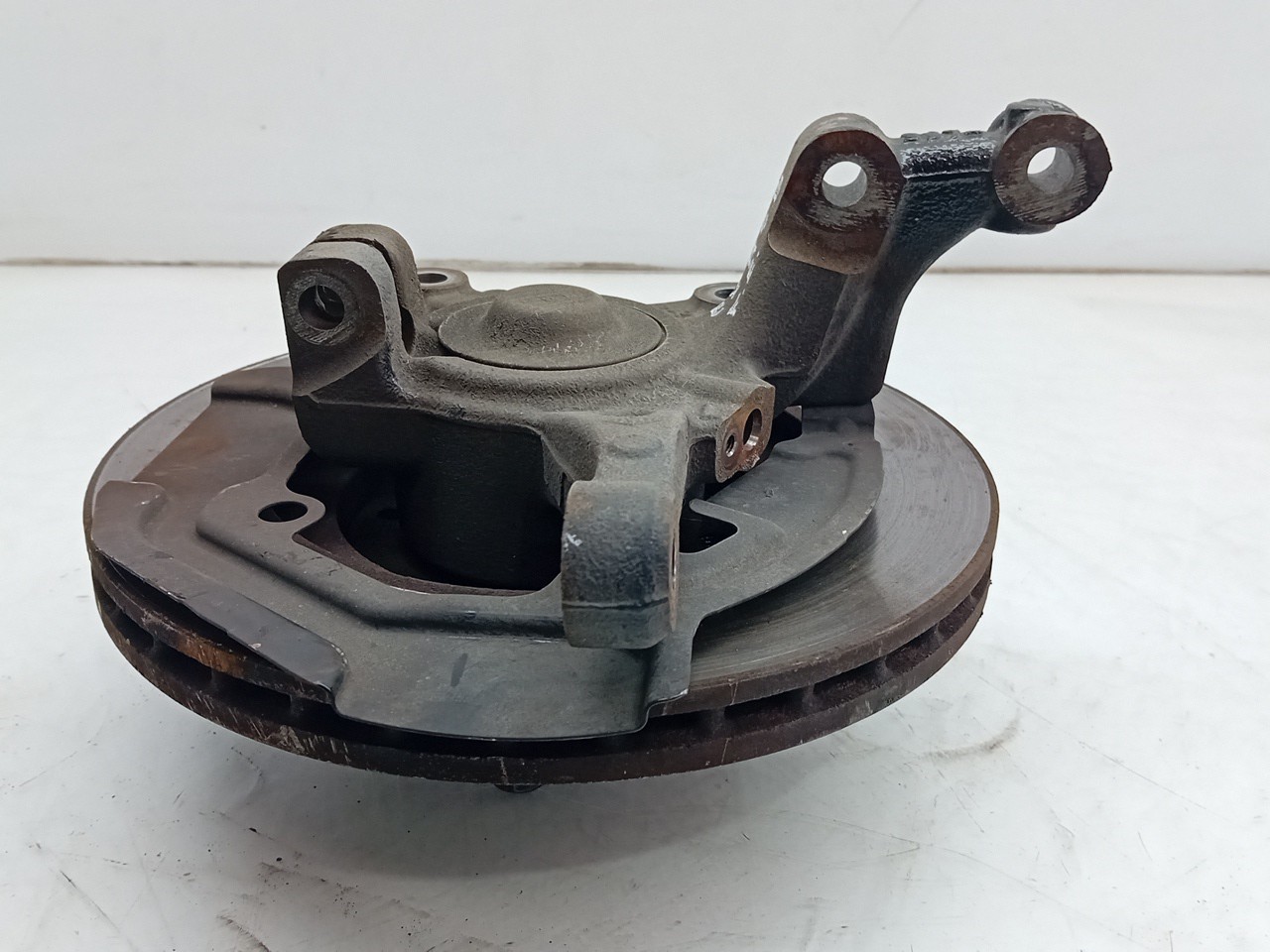 Left front steering knuckle RENAULT Twingo III (BCM_) Imagem-2