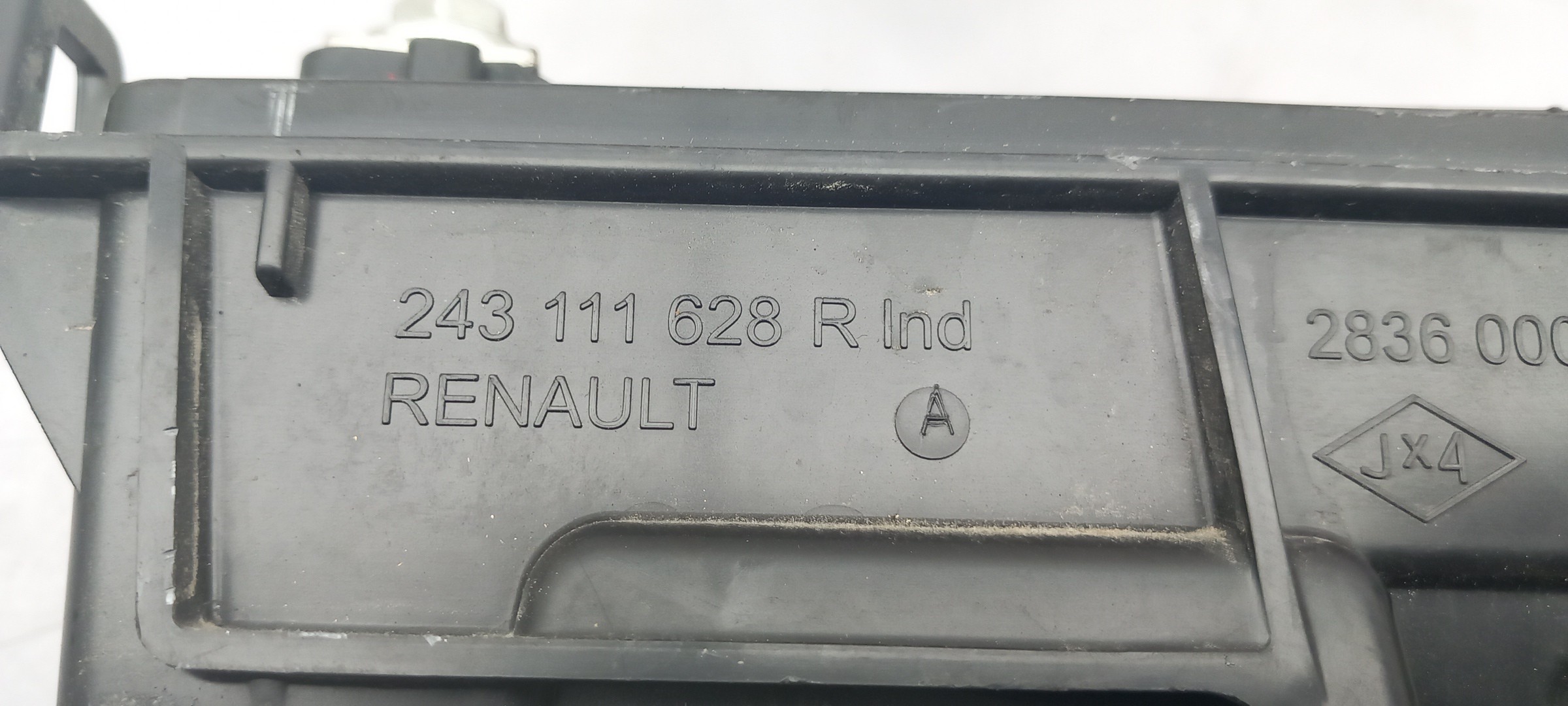 Boîte de fusibles / SAM / BSI RENAULT Zoe (BFM_) Imagem-3