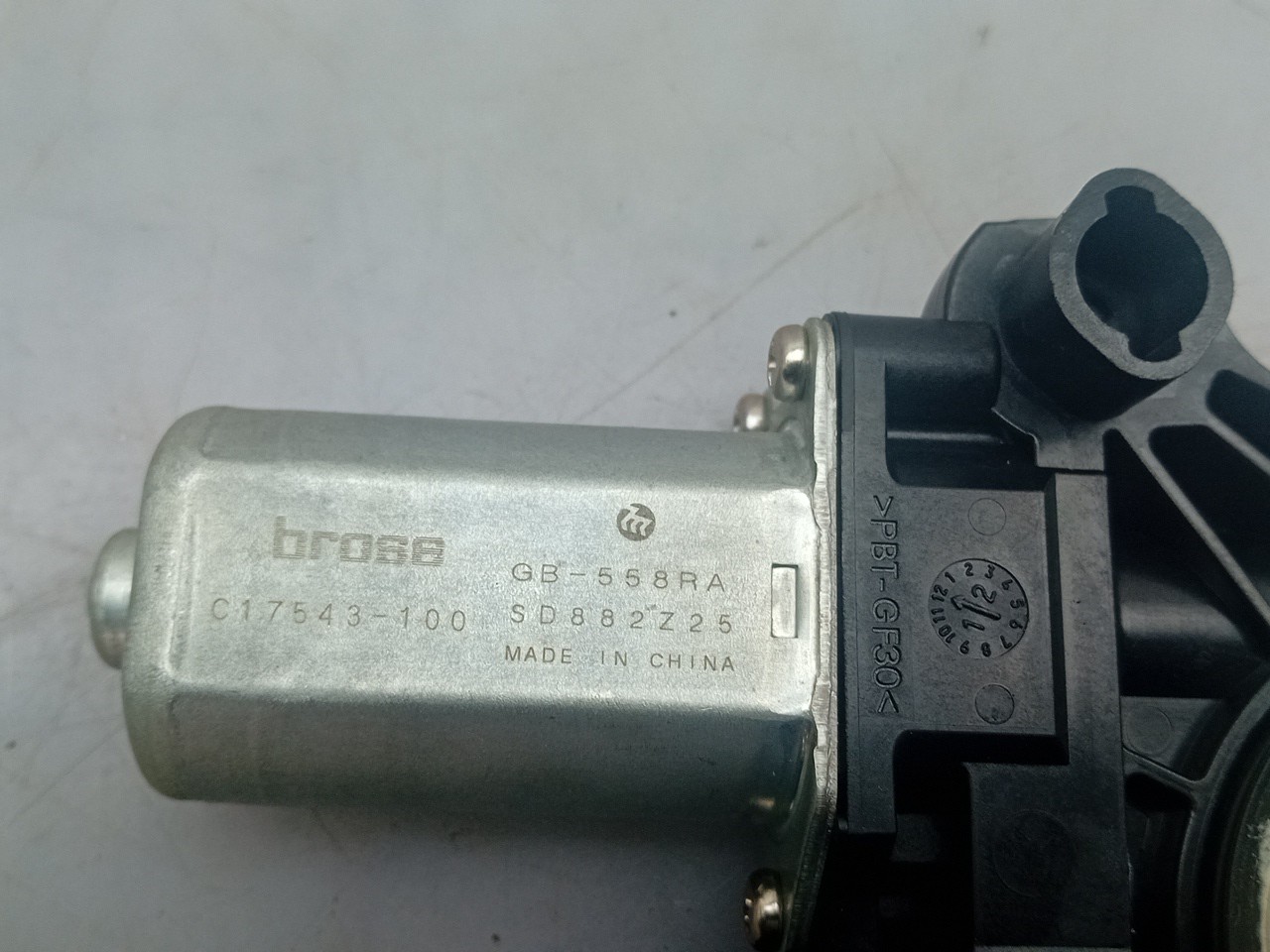 Motor Elevalunas Trasero Derecho VOLVO V40 Hatchback Imagem-3