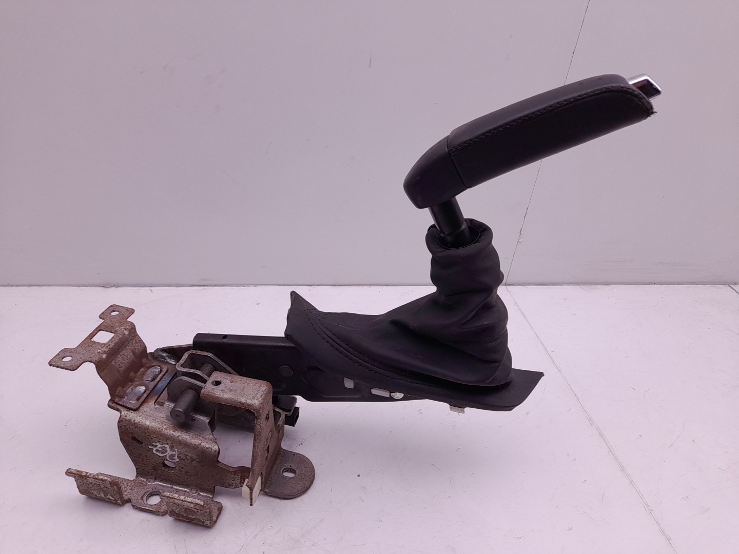 Travão de mão / parque PEUGEOT RCZ Imagem-1