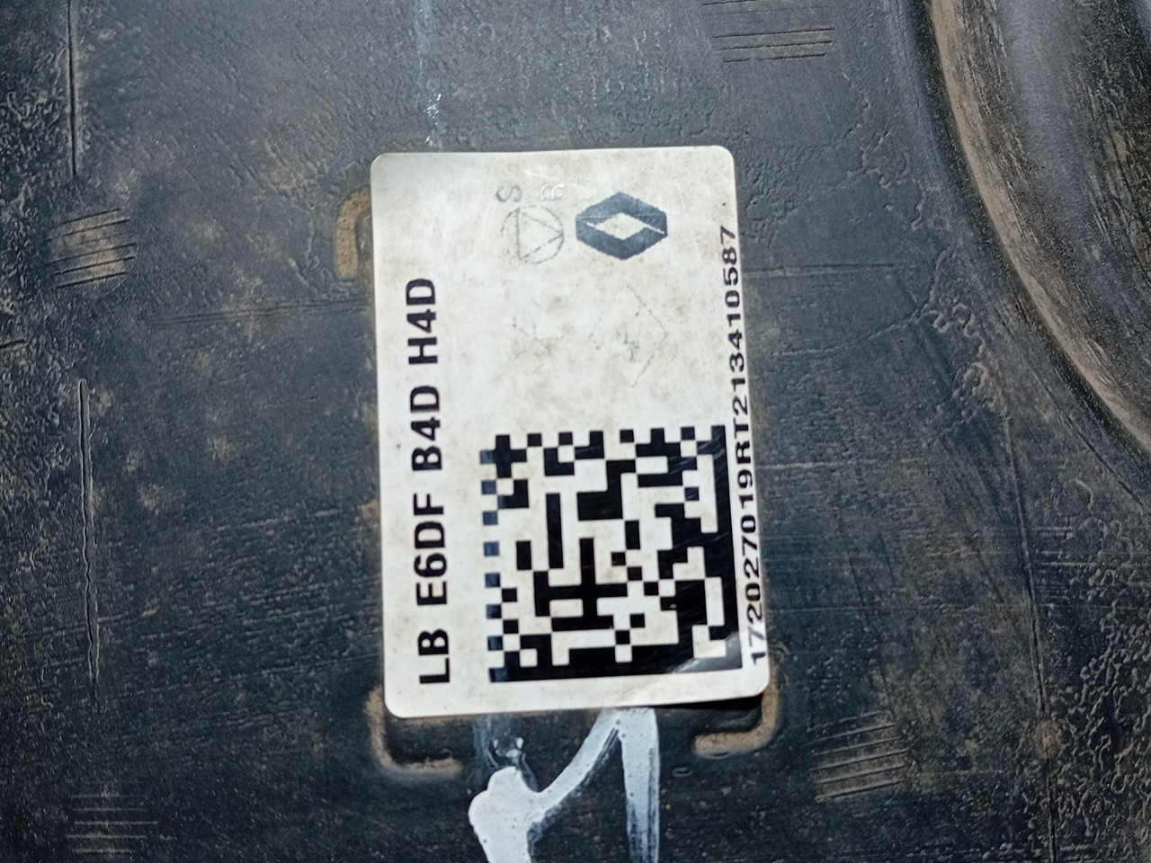 Serbatoio carburante DACIA Sandero III Imagem-2