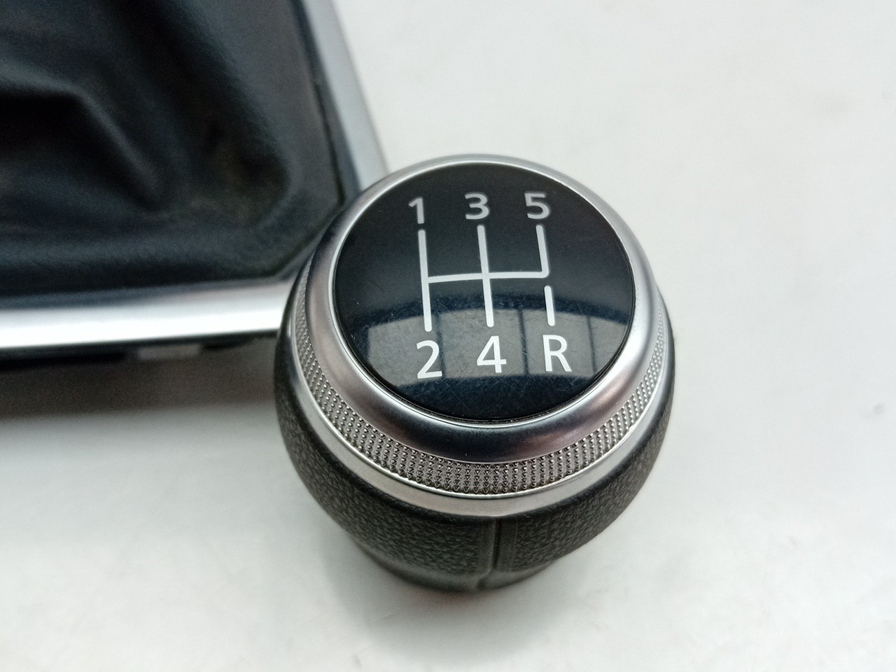 Gear lever shifter / knob  DACIA Sandero III Imagem-1