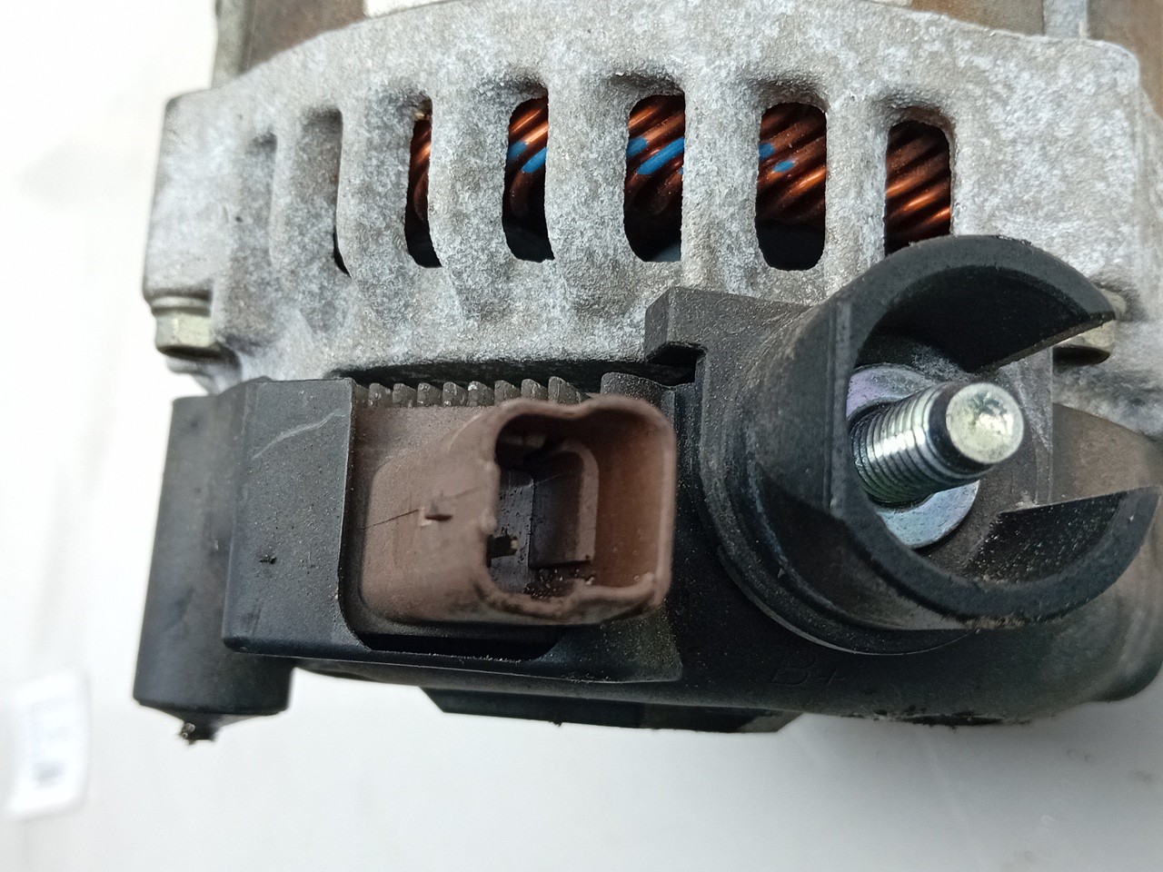 Alternador PEUGEOT 308 SW II Van (LC_) Imagem-2
