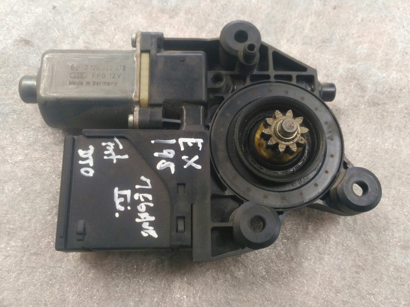 Front Right Door Window Regulator Motor