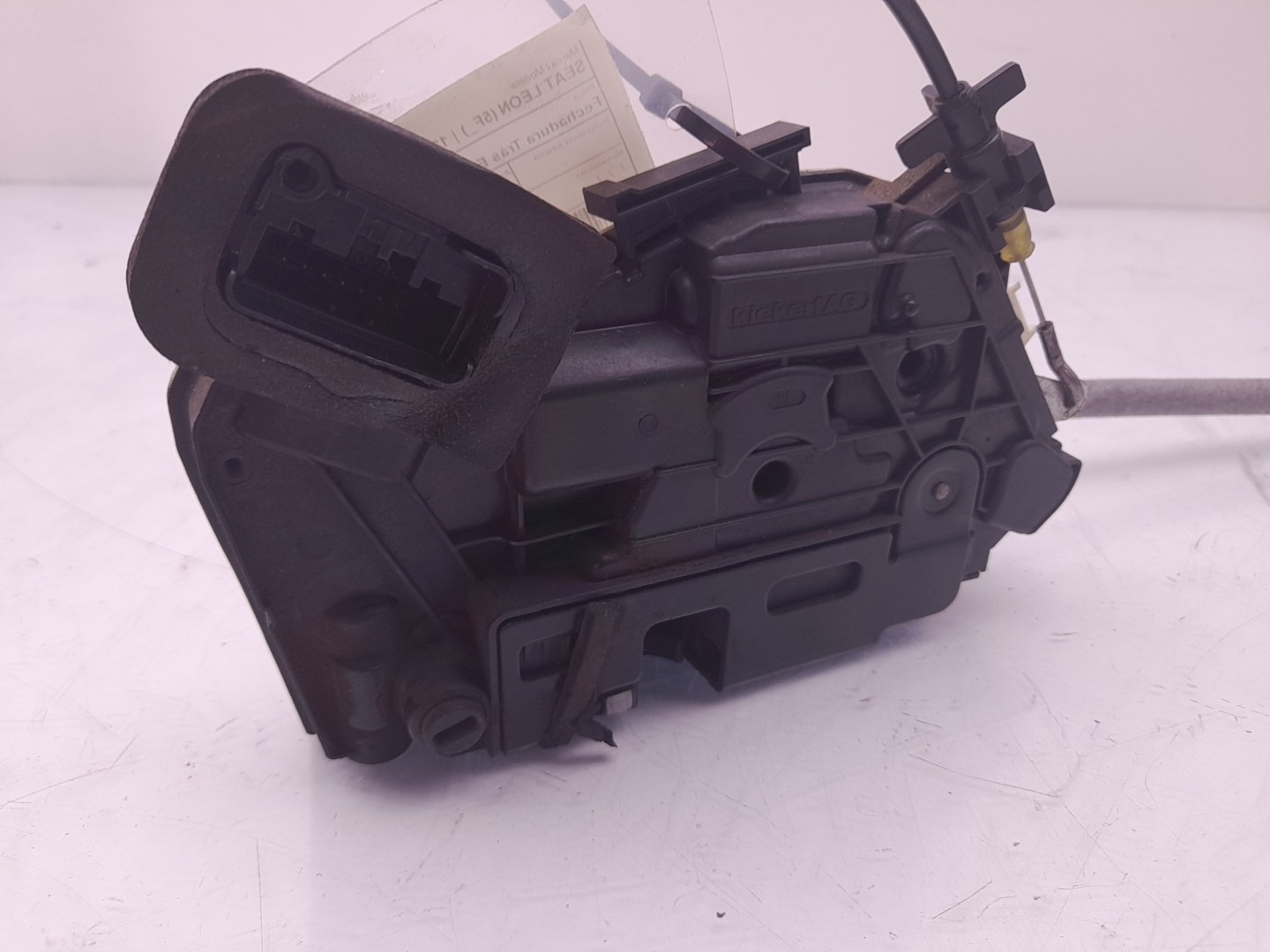 Fechadura / fecho porta trás esquerdo SEAT Leon (5F1) Imagem-2