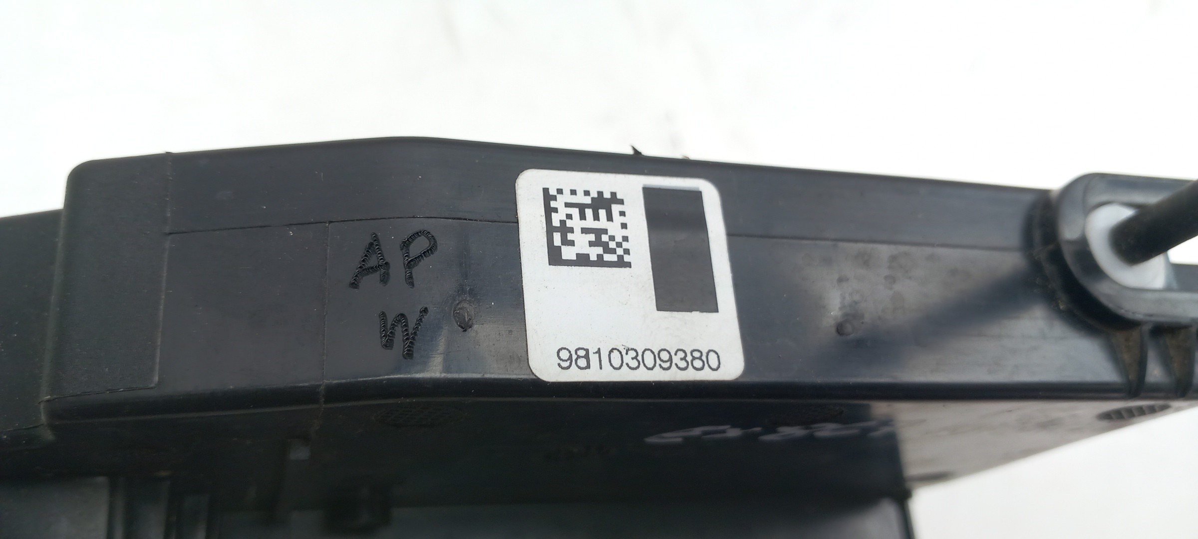 Front Right Door Lock PEUGEOT 308 SW II Van (LC_) Imagem-4