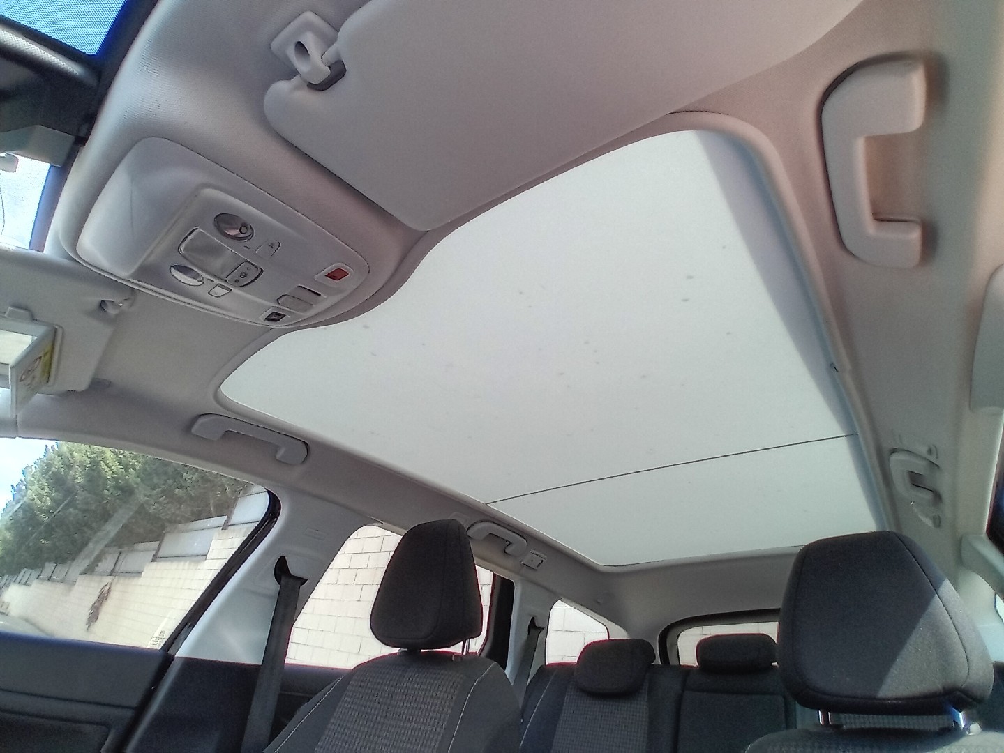 Toit panoramique PEUGEOT 308 SW II Van (LC_) Imagem-1