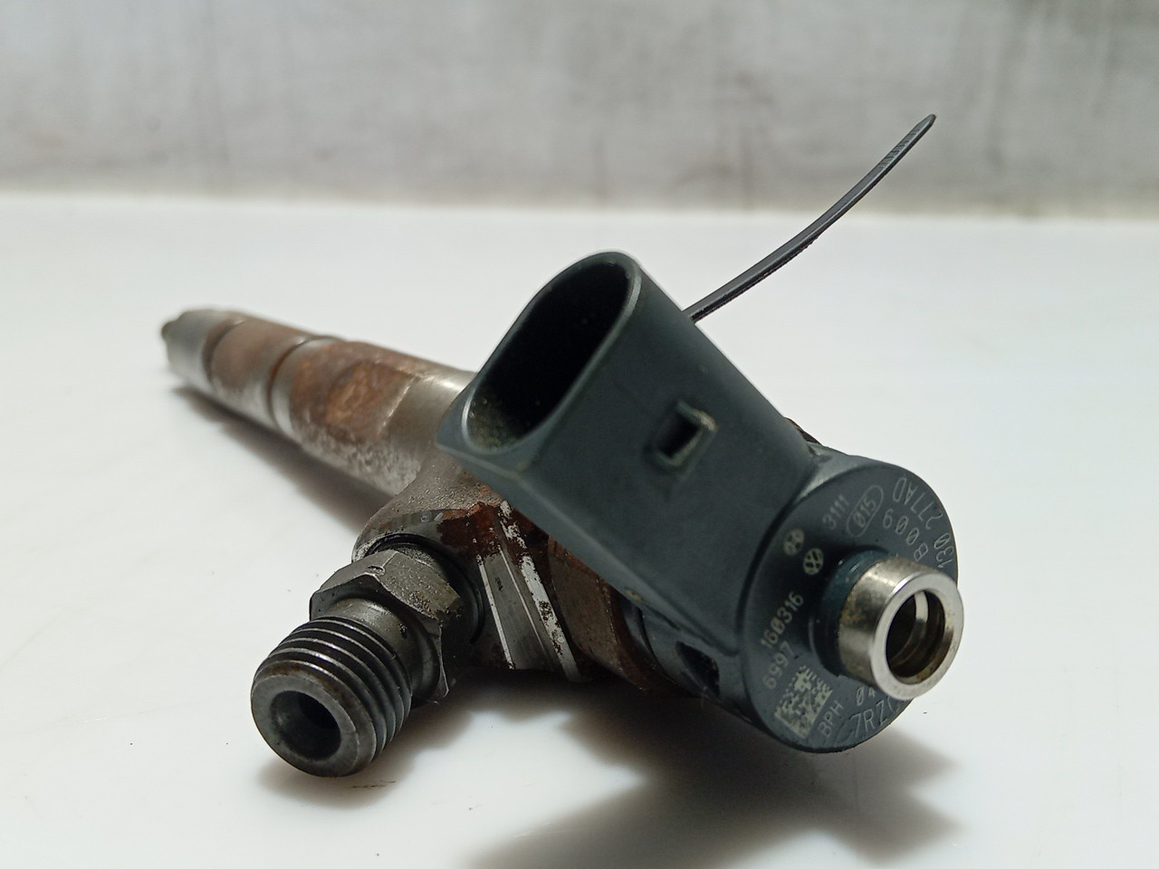 Inyector VOLKSWAGEN Golf VII (5G1, BQ1, BE1, BE2) Imagem-2