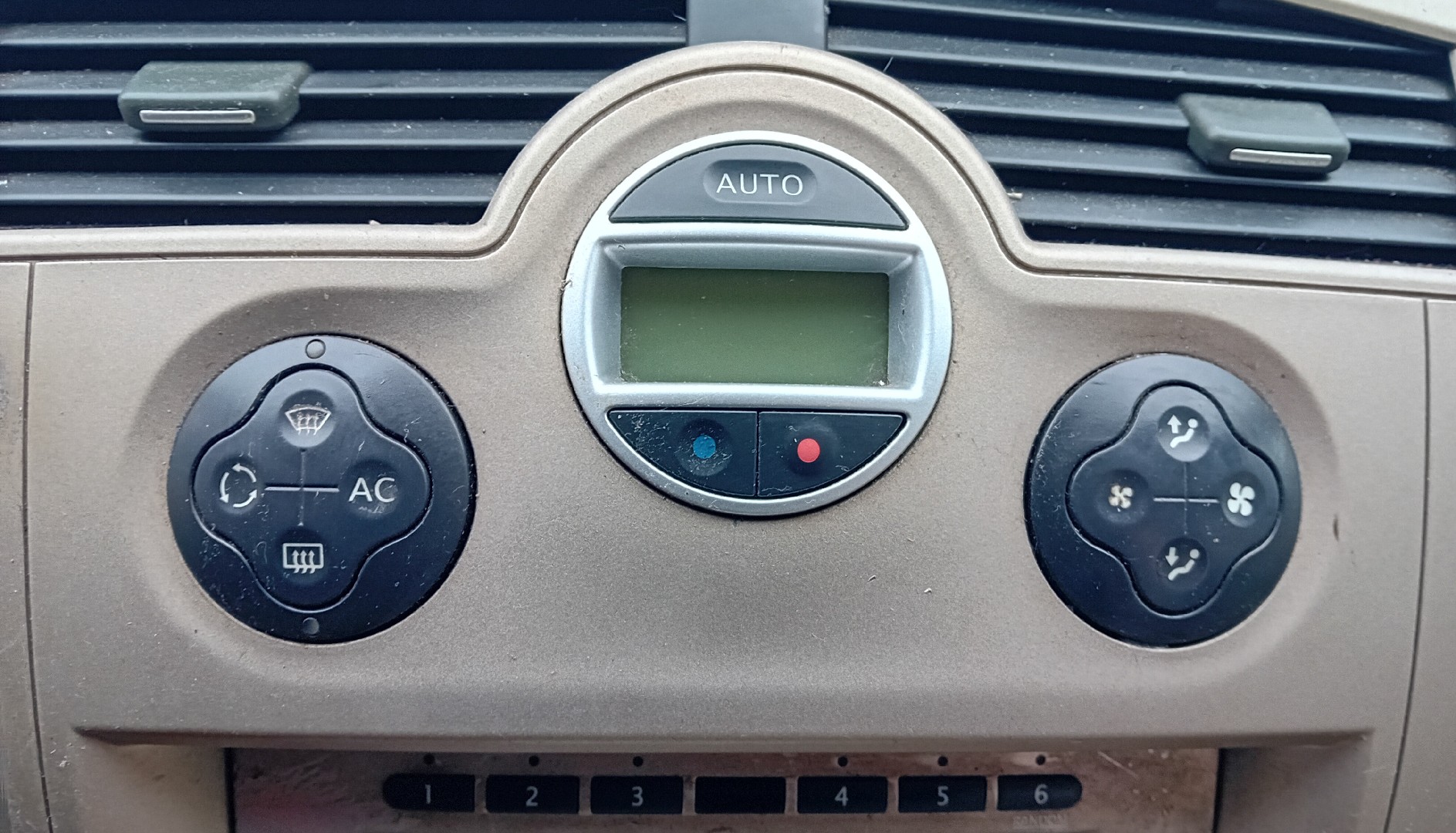 Bouton / interrupteur climatisation