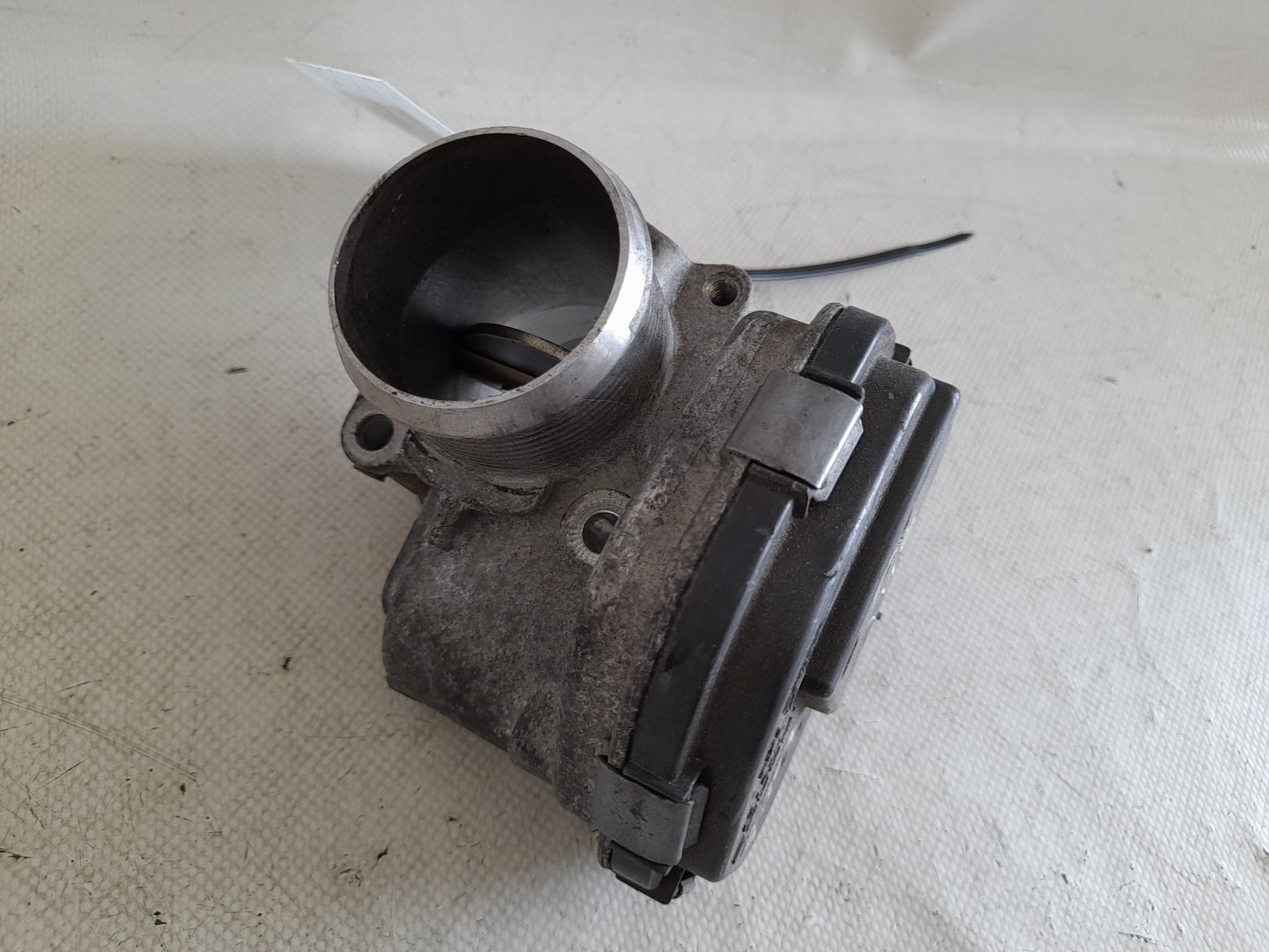 Throttle body